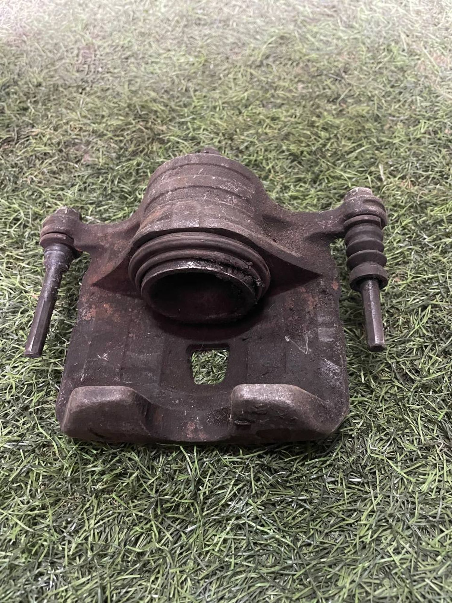 479 Суппорт тормозной передний правый NISSAN SUNNY B15, 3000 рублей, Невинномысск