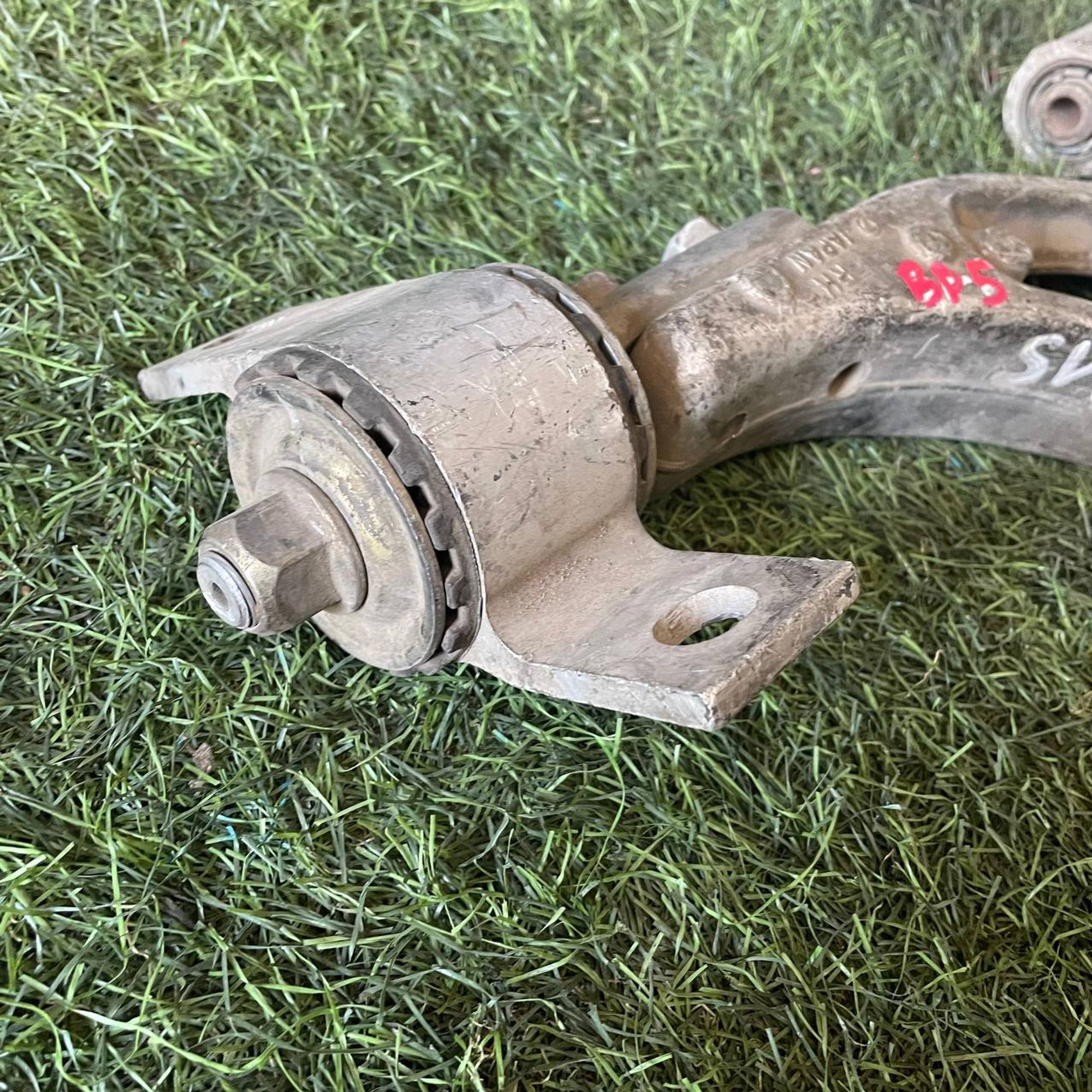 386 Рычаг передний правый нижний SUBARU LEGACY BP5, 4500 рублей, Невинномысск