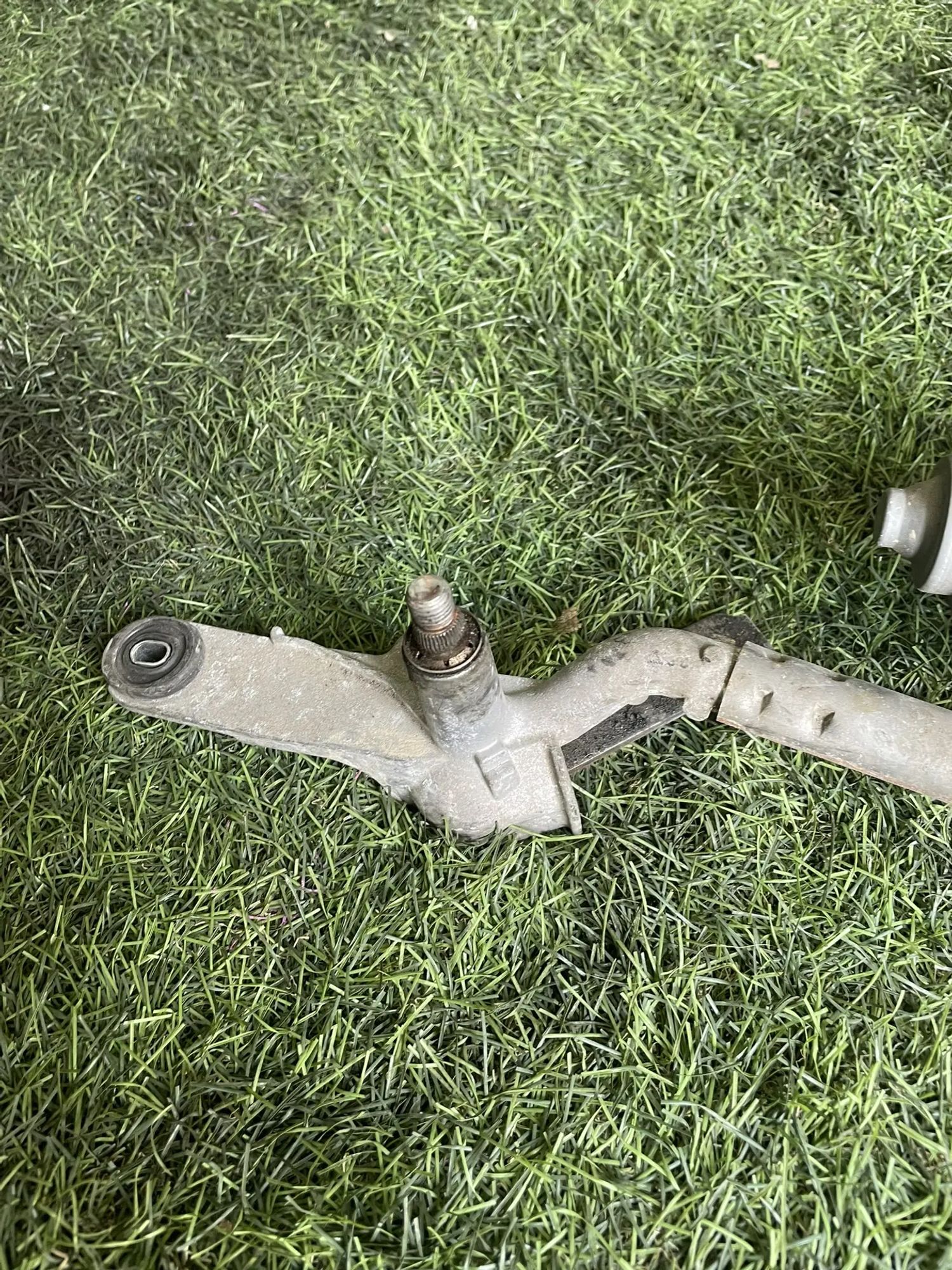 https://ycs.partsauto.market/partsauto-images/thmbs/userImages/772e461030aea93f4dbb6447c0f924d3/part/17514c64-775c-4e28-9498-d4e696c9ab95_1775656326311.jpg