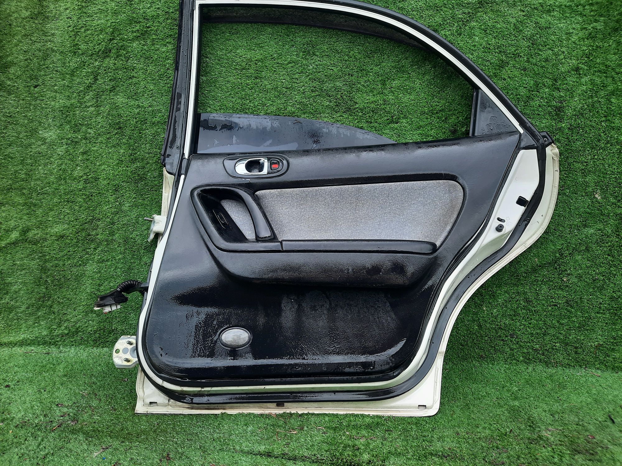 1731 дверь на MAZDA MILLENIA TAFP, 6000 рублей, Невинномысск