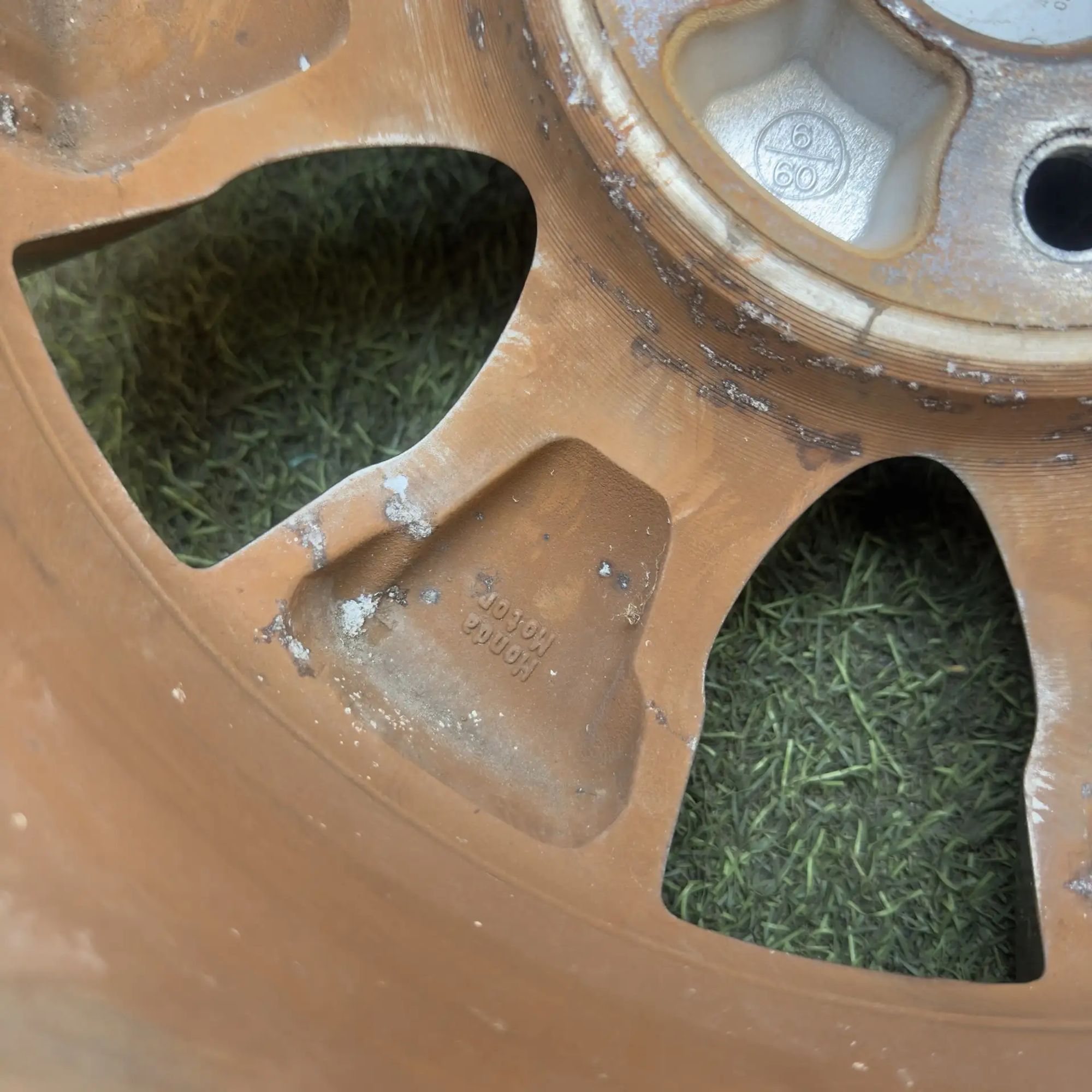 https://ycs.partsauto.market/partsauto-images/thmbs/userImages/772e461030aea93f4dbb6447c0f924d3/part/1917c41f-38f9-4b55-88a6-3042f3f53d5a_1778244161089.jpg