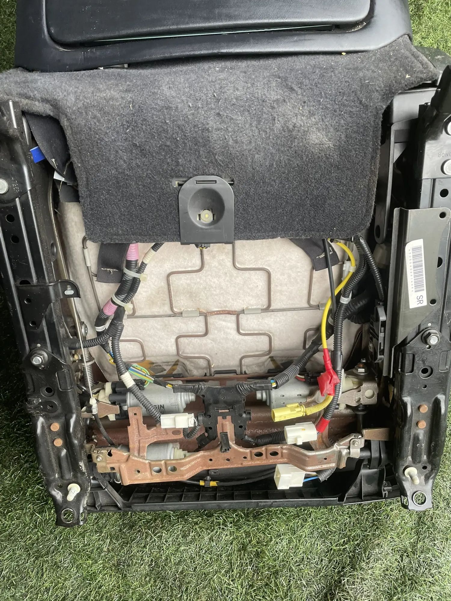 https://ycs.partsauto.market/partsauto-images/thmbs/userImages/772e461030aea93f4dbb6447c0f924d3/part/191b47a7-a49d-436c-9ab1-175a1e228419_1777967774558.jpg