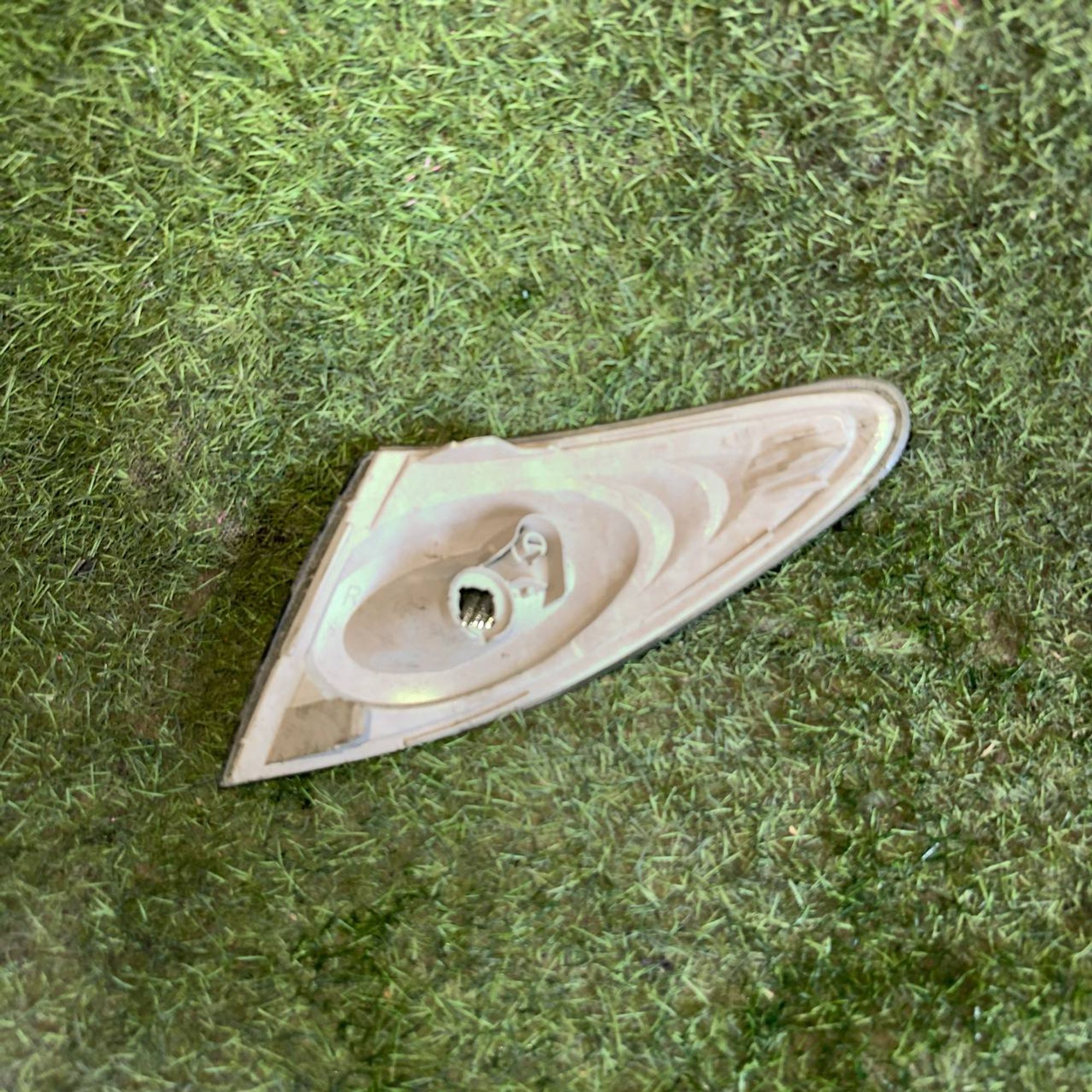 7 Фонарь габаритный правый MAZDA PREMACY, 1 рублей, Невинномысск