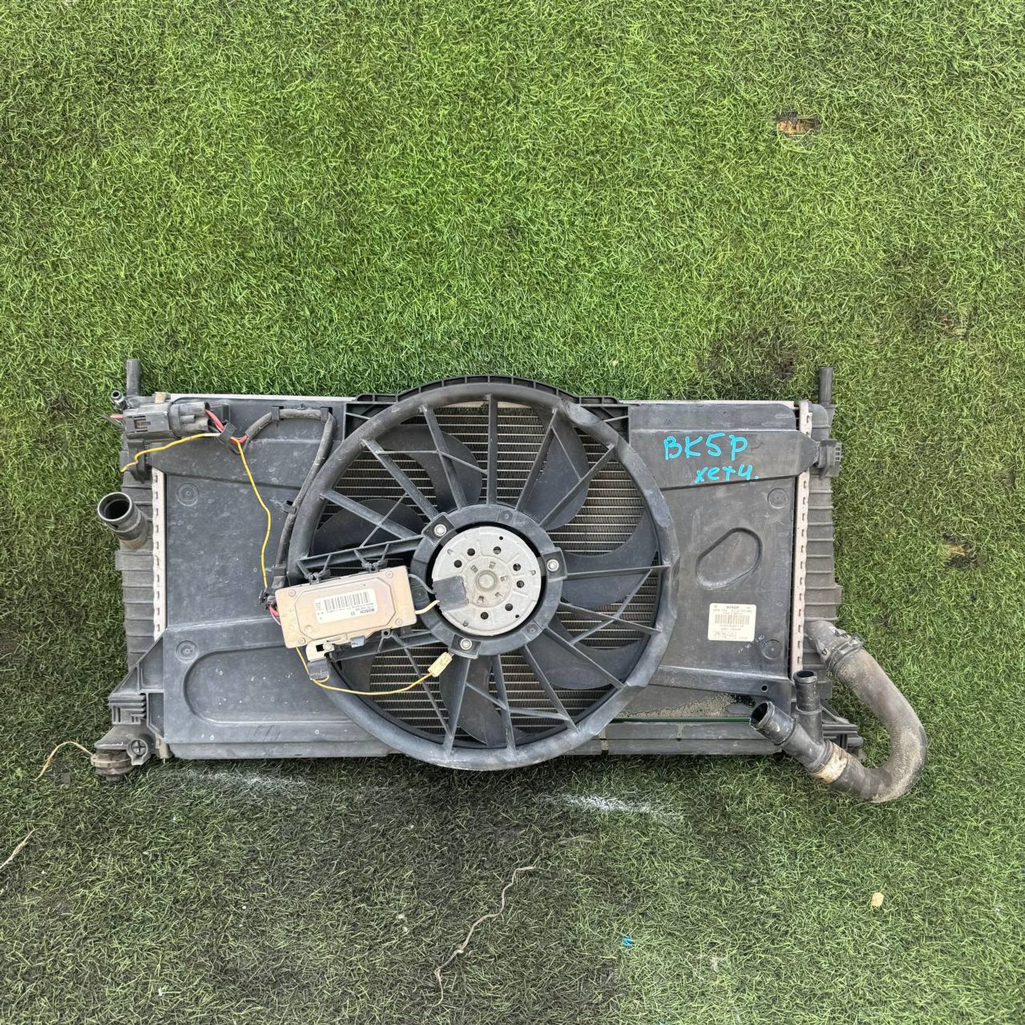 https://ycs.partsauto.market/partsauto-images/thmbs/userImages/772e461030aea93f4dbb6447c0f924d3/part/1a0fa597-a66d-456b-a992-e9cb2c74b745_1748527435132.jpg