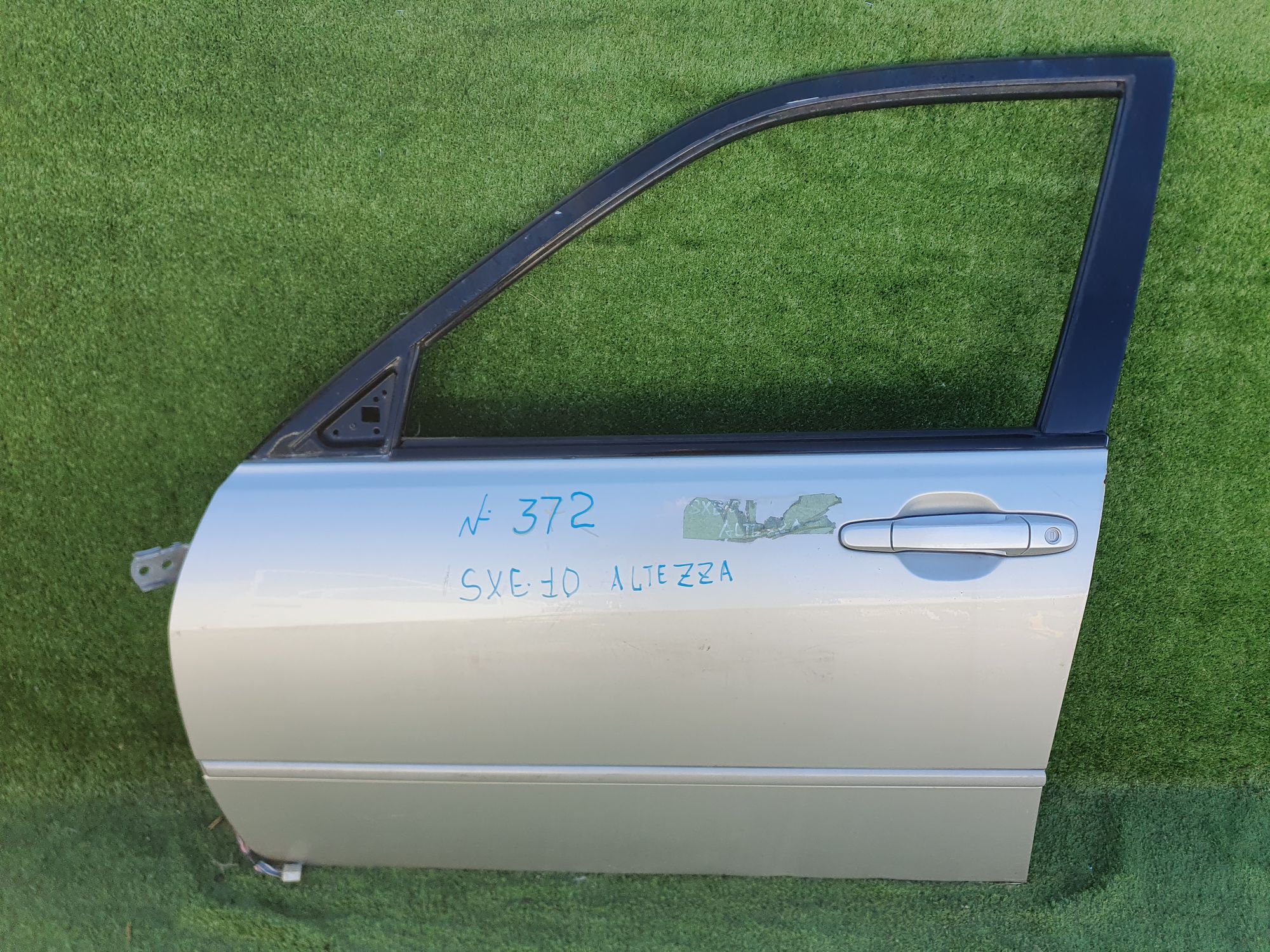 372 дверь F/L на TOYOTA ALTEZZA SXE10, 9000 рублей, Невинномысск