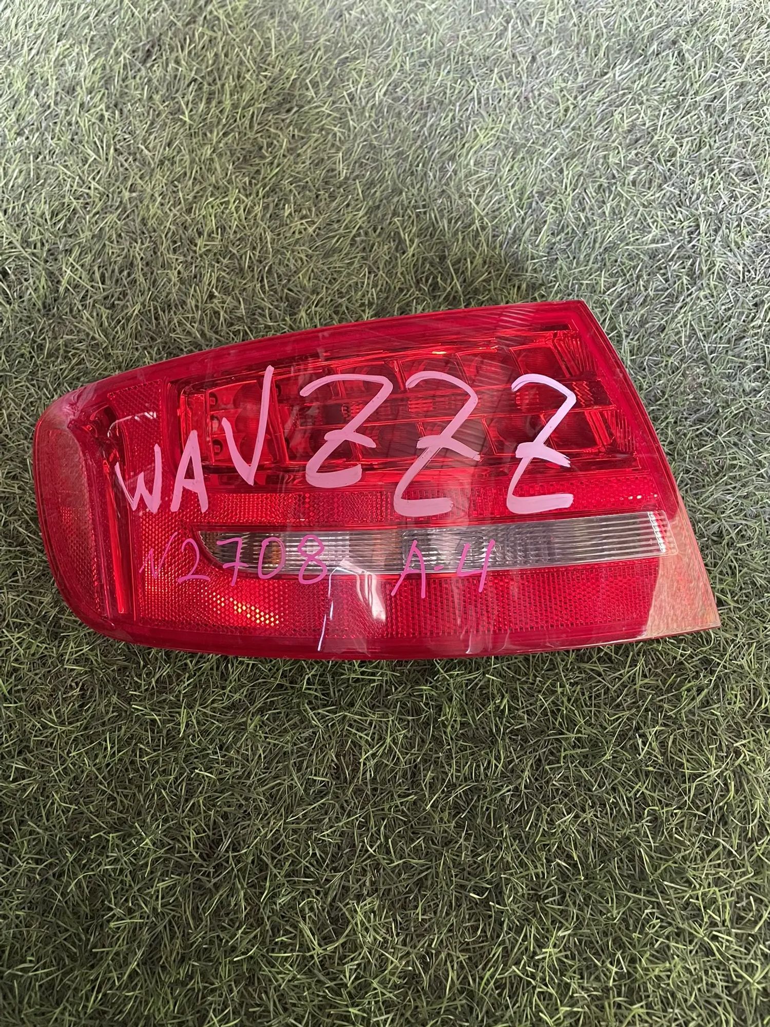 2708 Фонарь задний левый AUDI A4 8K CDH, 9000 рублей, Невинномысск