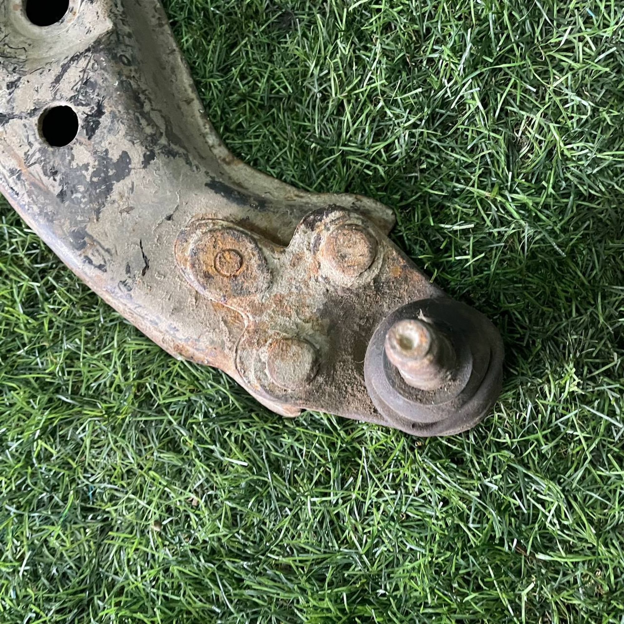 169 Рычаг передний левый нижний TOYOTA COROLLA EE80, 1 рублей, Невинномысск