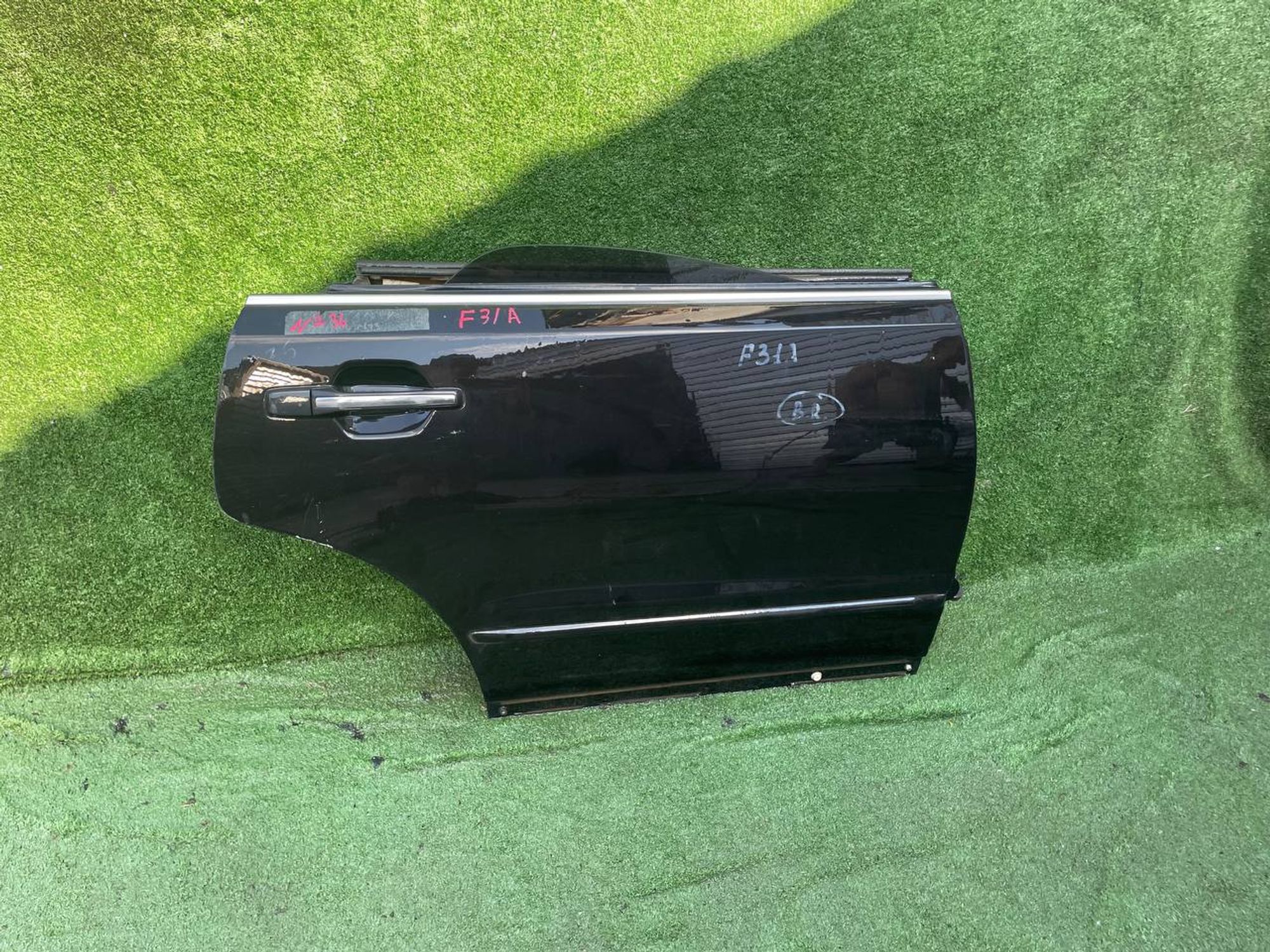 236 дверь на MITSUBISHI DIAMANTE F31A, 8000 рублей, Невинномысск