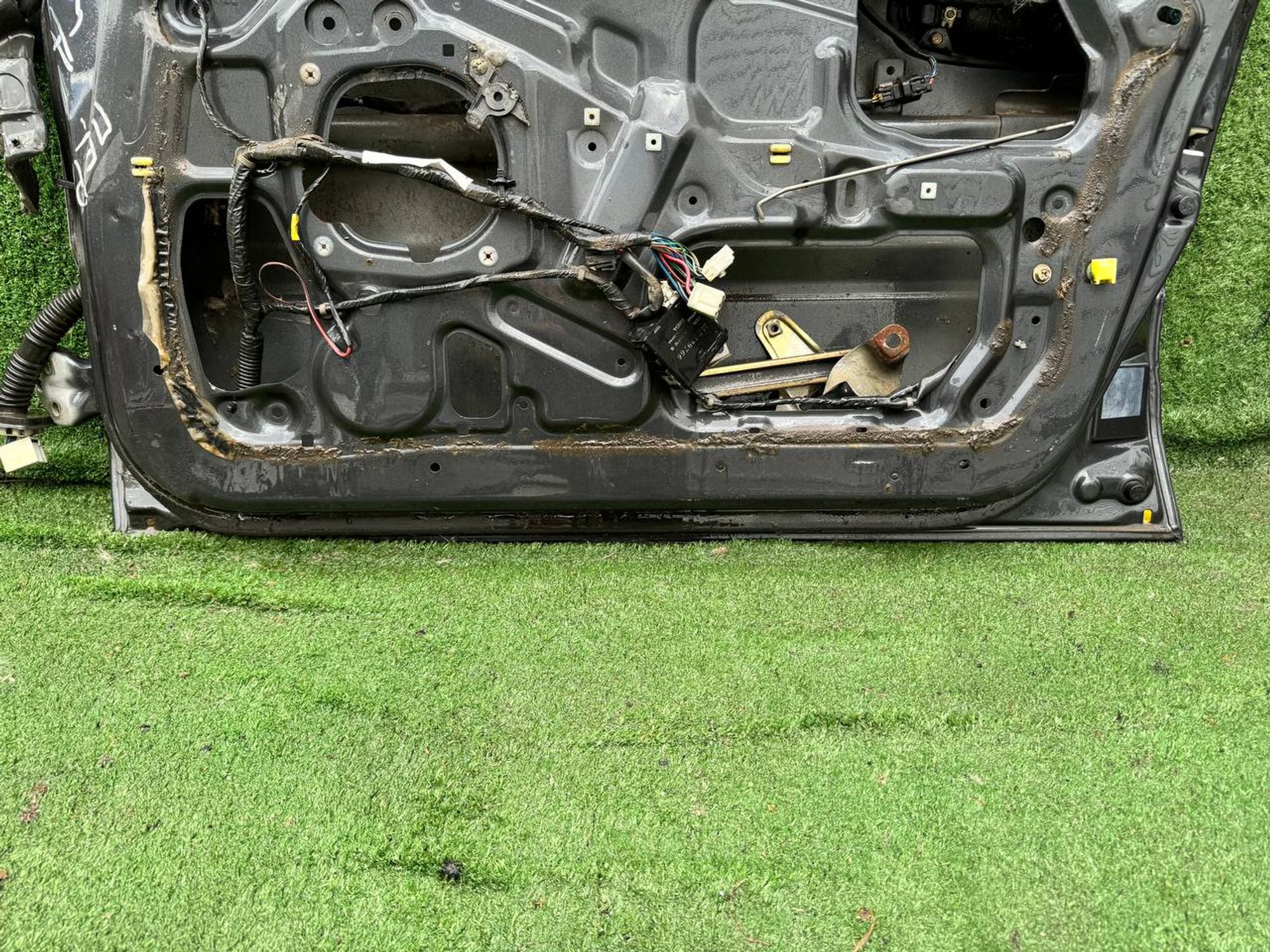 462 дверь на MITSUBISHI DIAMANTE F25A, 3500 рублей, Невинномысск