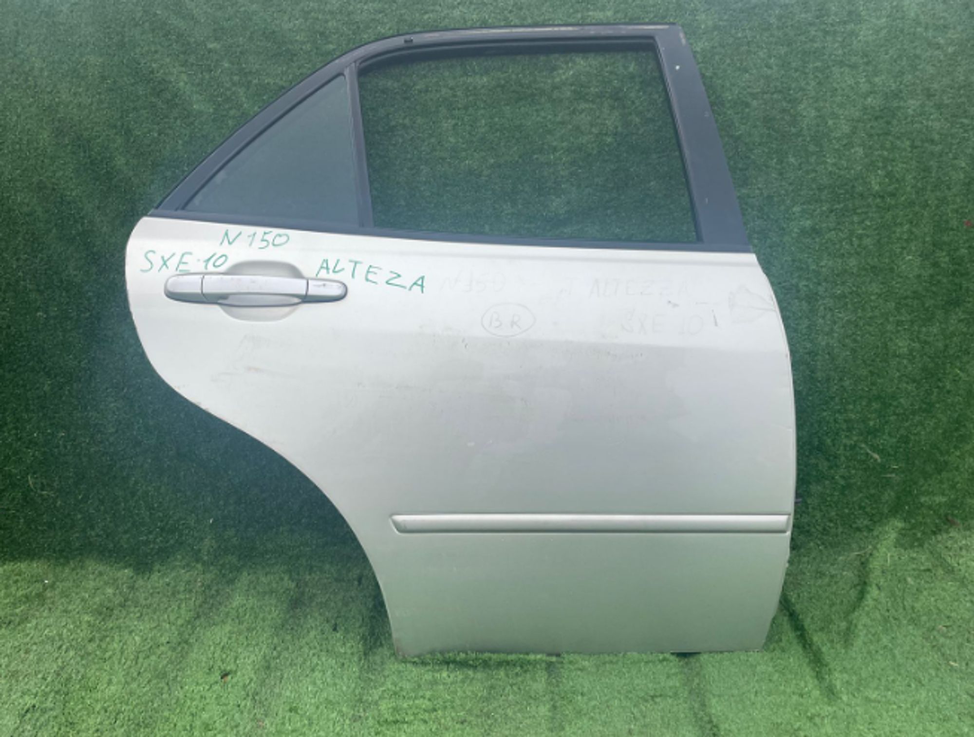 150 дверь на TOYOTA ALTEZZA SXE10, 9000 рублей, Невинномысск