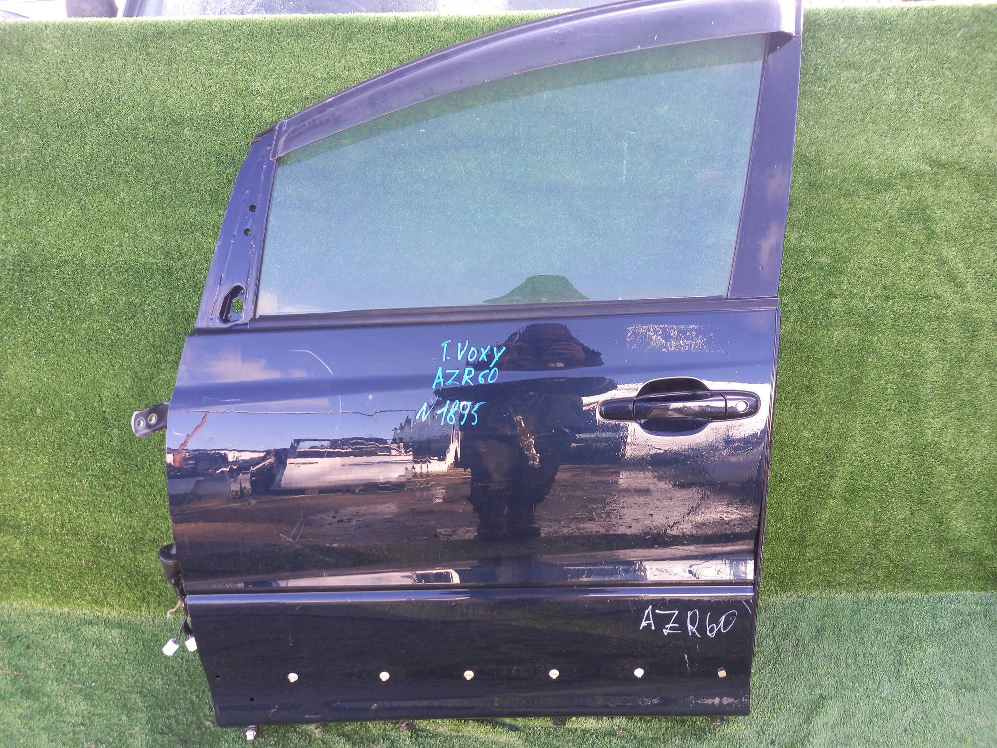 1895 дверь передняя левая на TOYOTA VOXY AZR60, 10500 рублей, Невинномысск