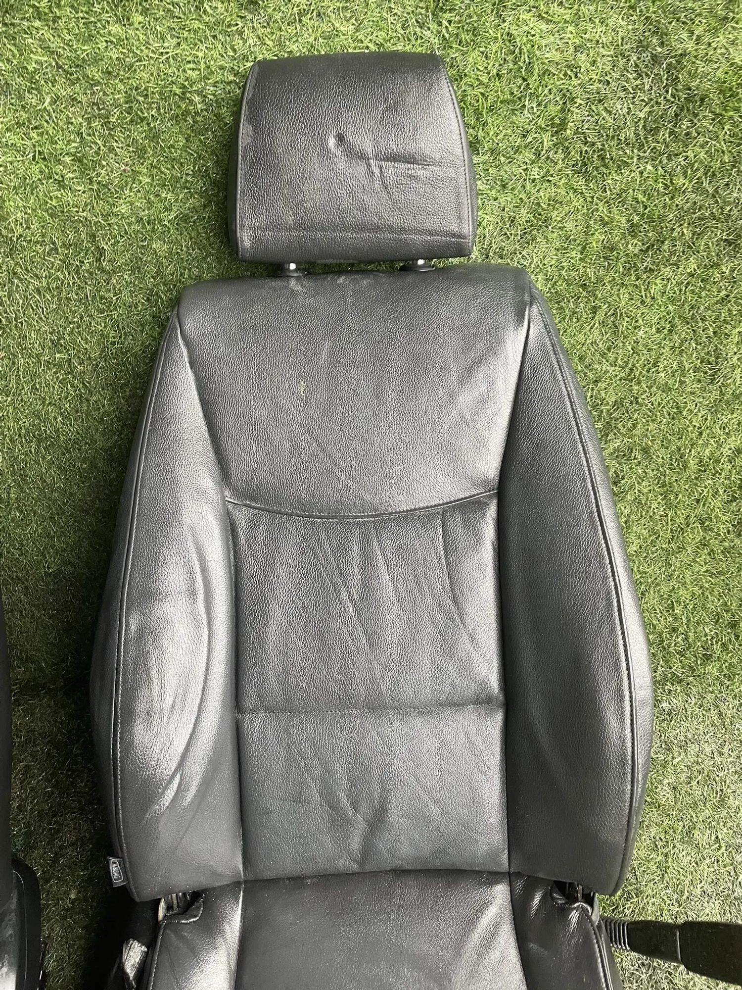 https://ycs.partsauto.market/partsauto-images/thmbs/userImages/772e461030aea93f4dbb6447c0f924d3/part/1c203906-bb1e-49b1-8c92-6d902e941148_1777968324234.jpg