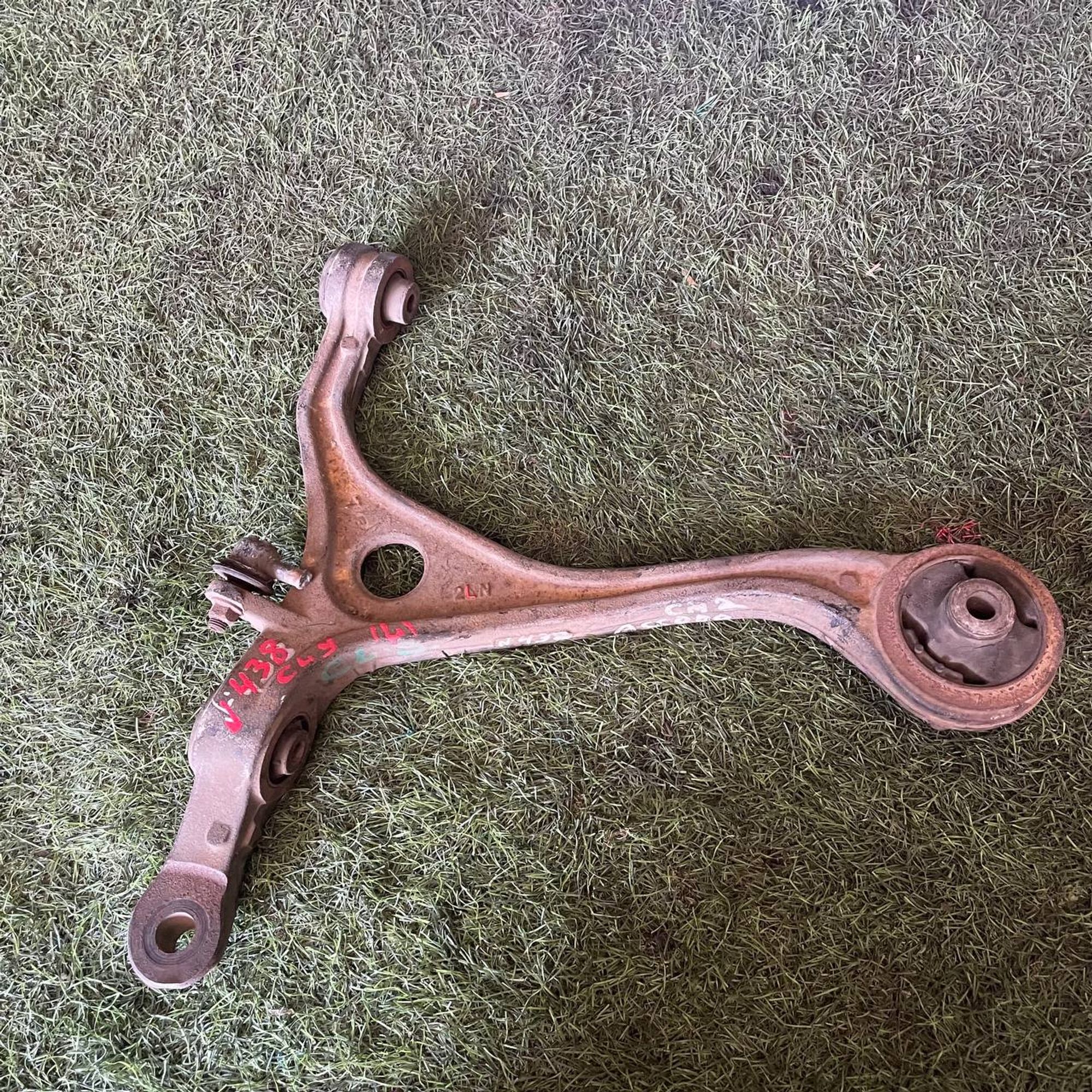 438 Рычаг передний левый нижний HONDA ACCORD CM2, 4500 рублей, Невинномысск