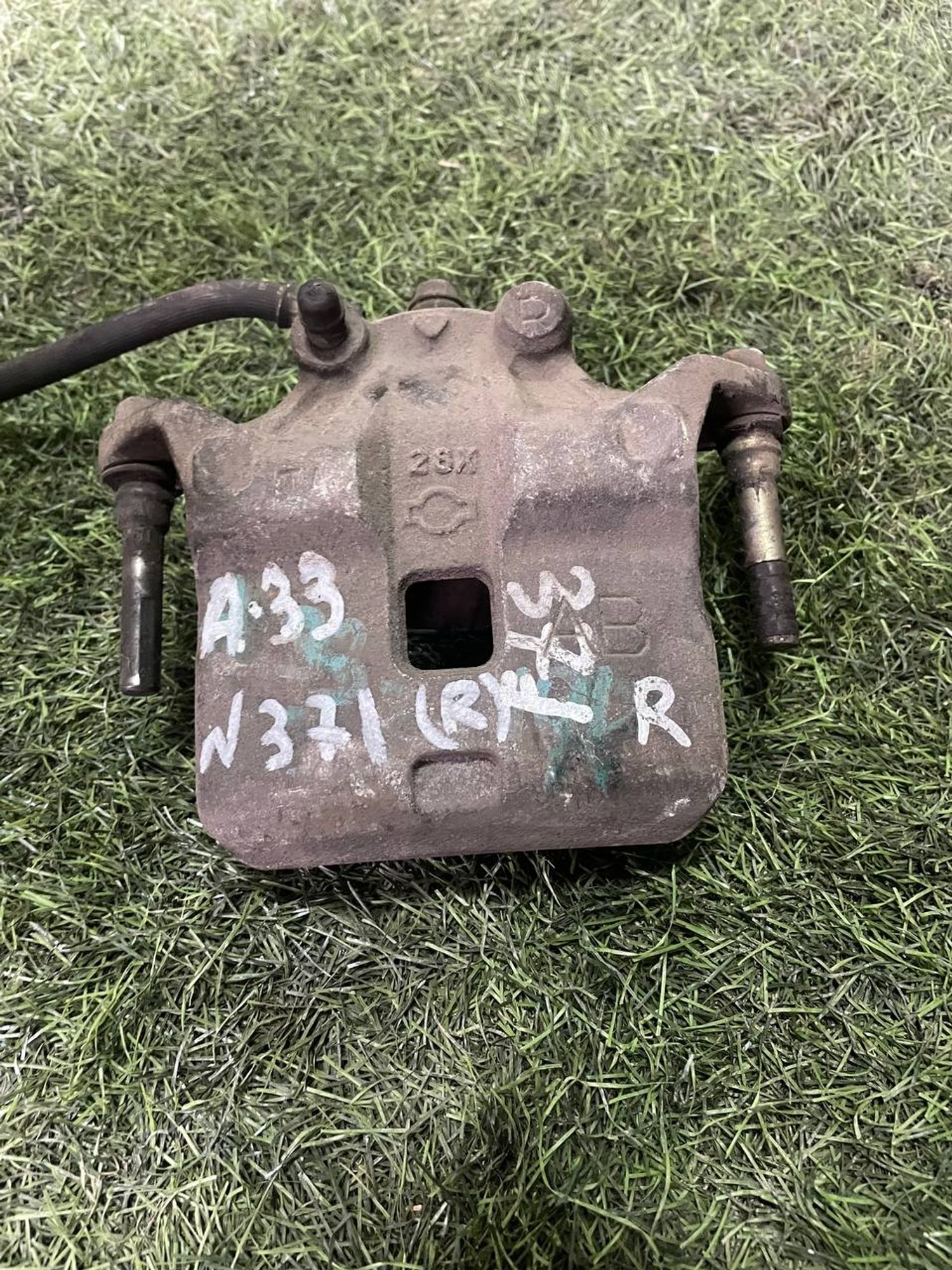 371 Суппорт тормозной передний правый NISSAN CEFIRO A33, 3000 рублей, Невинномысск