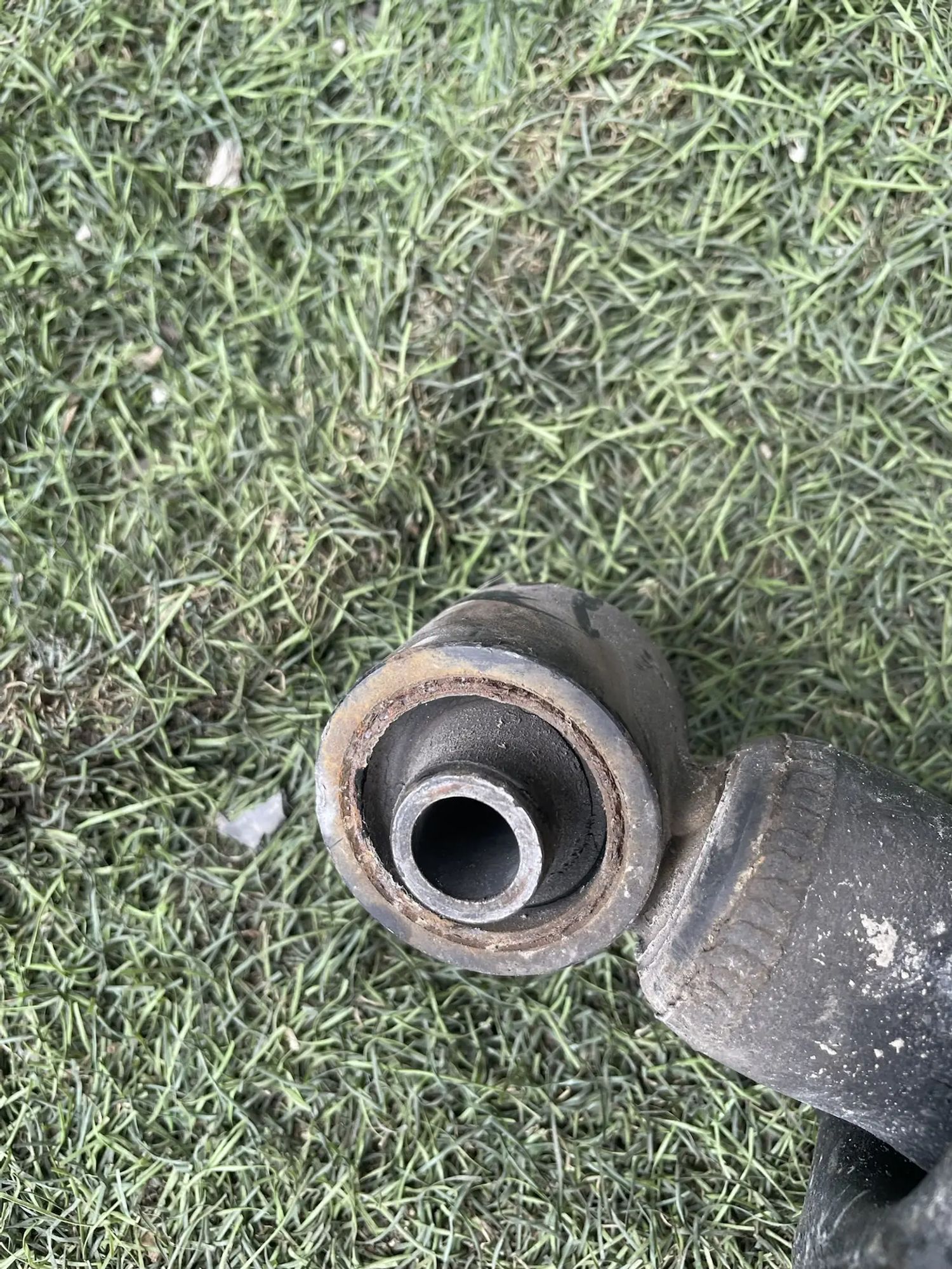 https://ycs.partsauto.market/partsauto-images/thmbs/userImages/772e461030aea93f4dbb6447c0f924d3/part/1ca2dc8f-4043-4254-a807-5c2b4130c54b_1779174925283.jpg