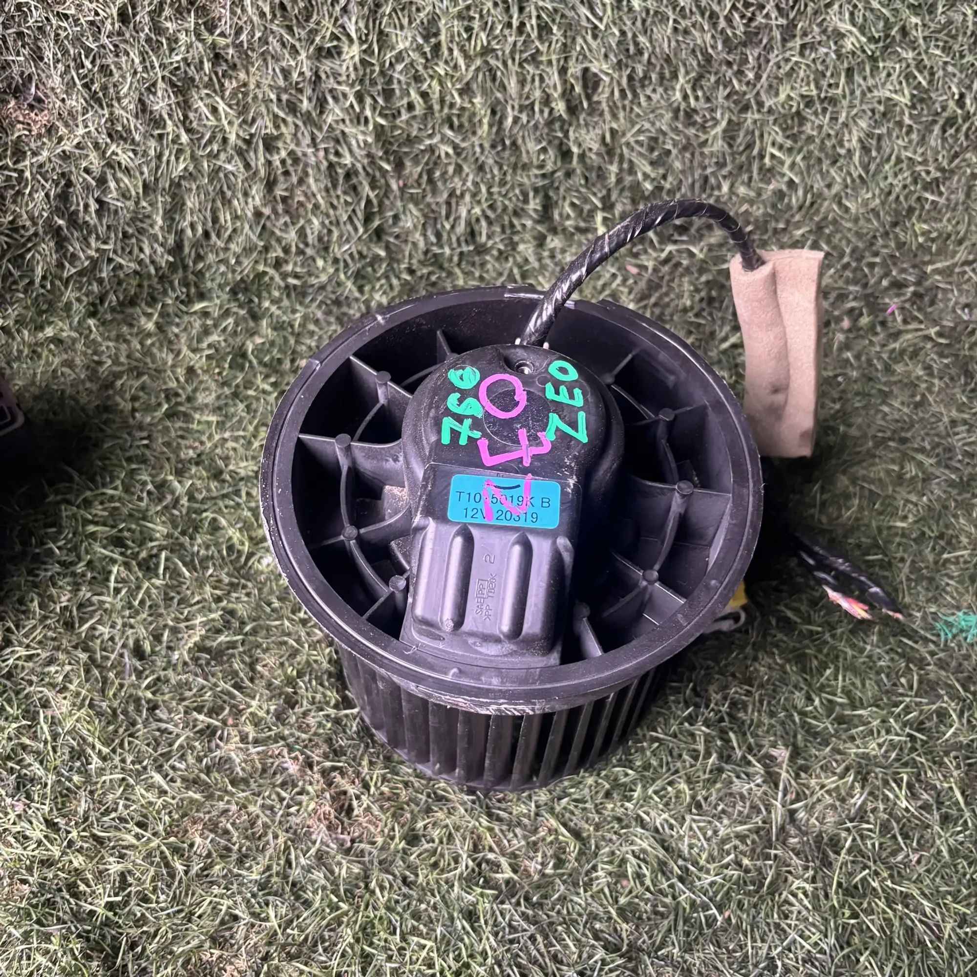 https://ycs.partsauto.market/partsauto-images/thmbs/userImages/772e461030aea93f4dbb6447c0f924d3/part/1cad73aa-ba33-48a0-a912-7e2c94218236_1776932644647.jpg