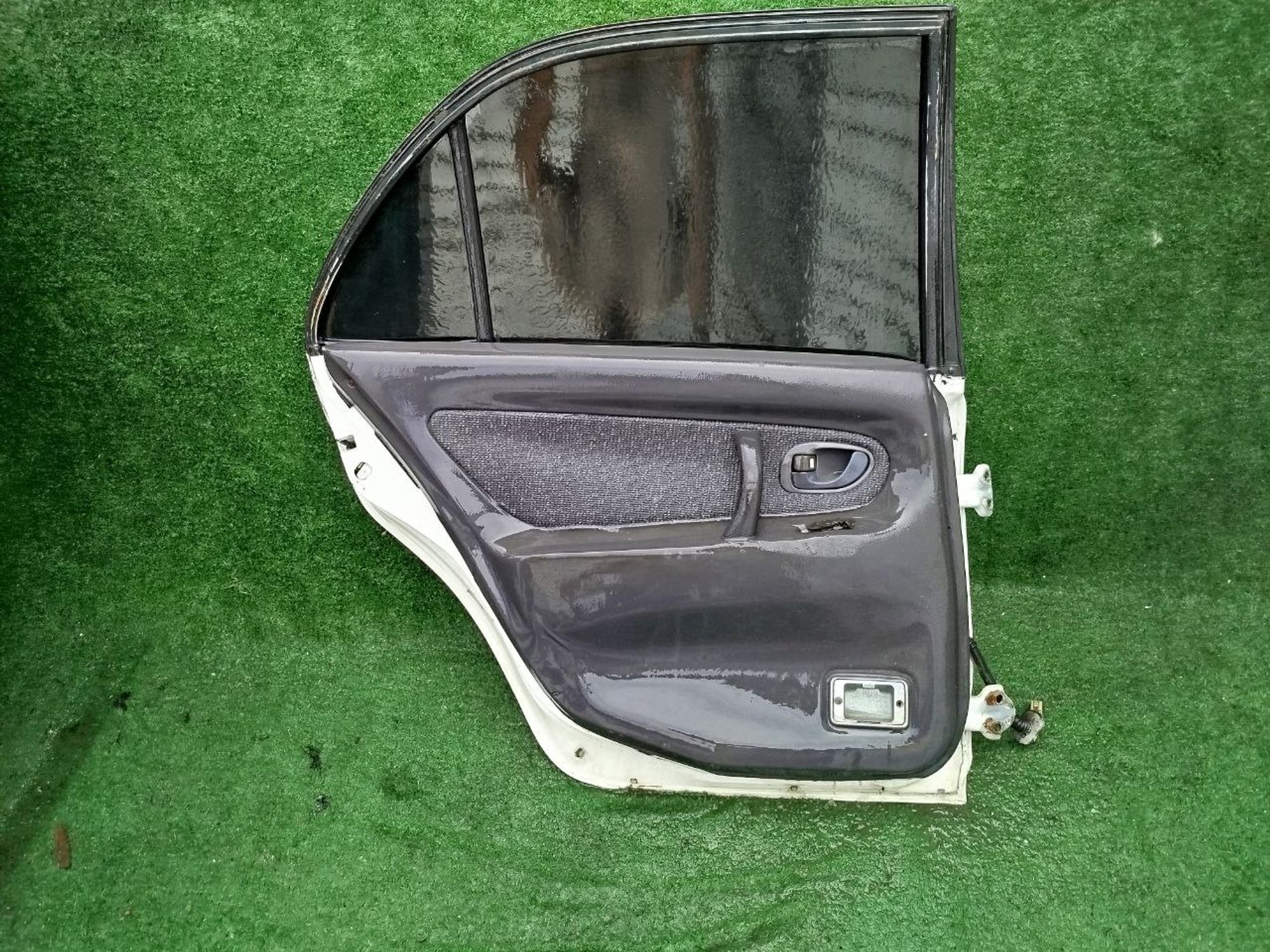 2081 дверь на MITSUBISHI GALANT E54A, 4500 рублей, Невинномысск