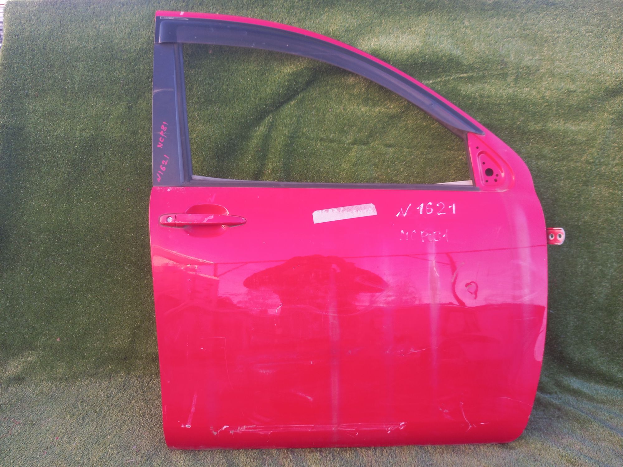 1621 дверь на TOYOTA SIENTA NCP81, 7000 рублей, Невинномысск