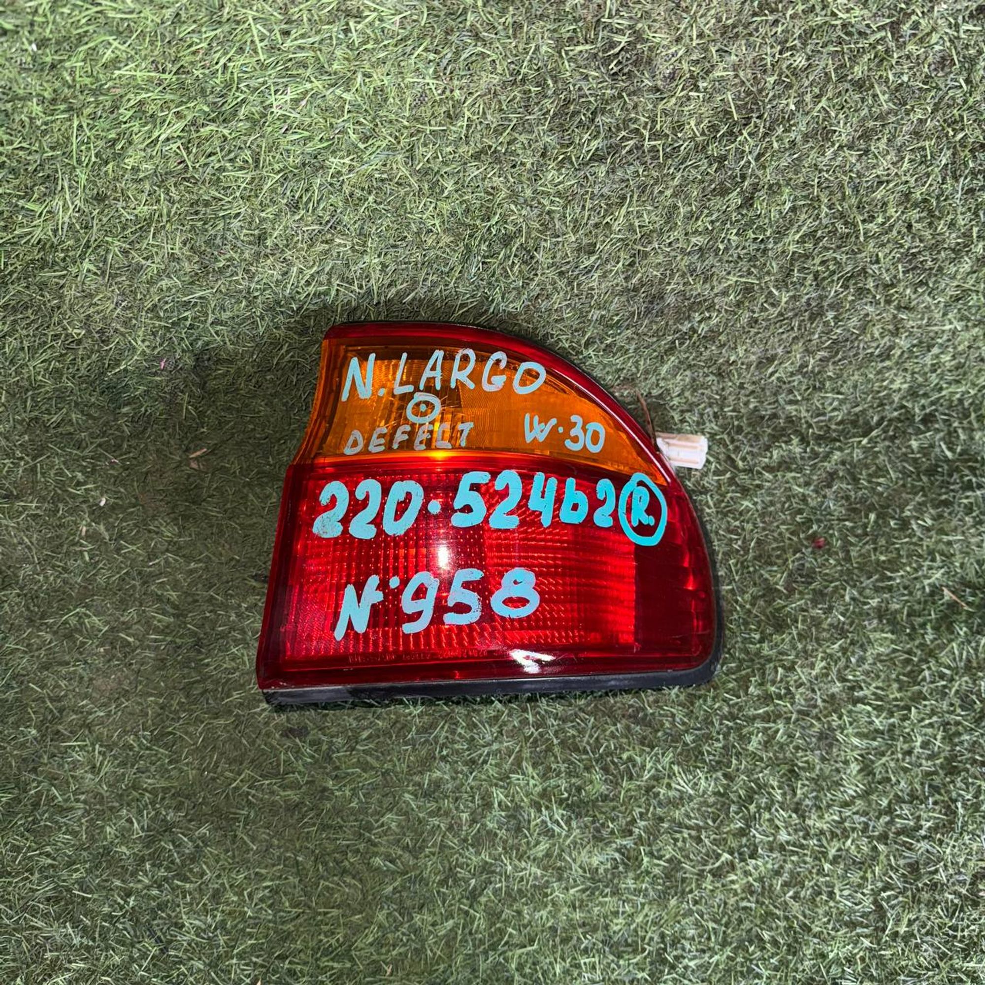 1116 Фонарь задний правый NISSAN Largo W30, 4000 рублей, Невинномысск