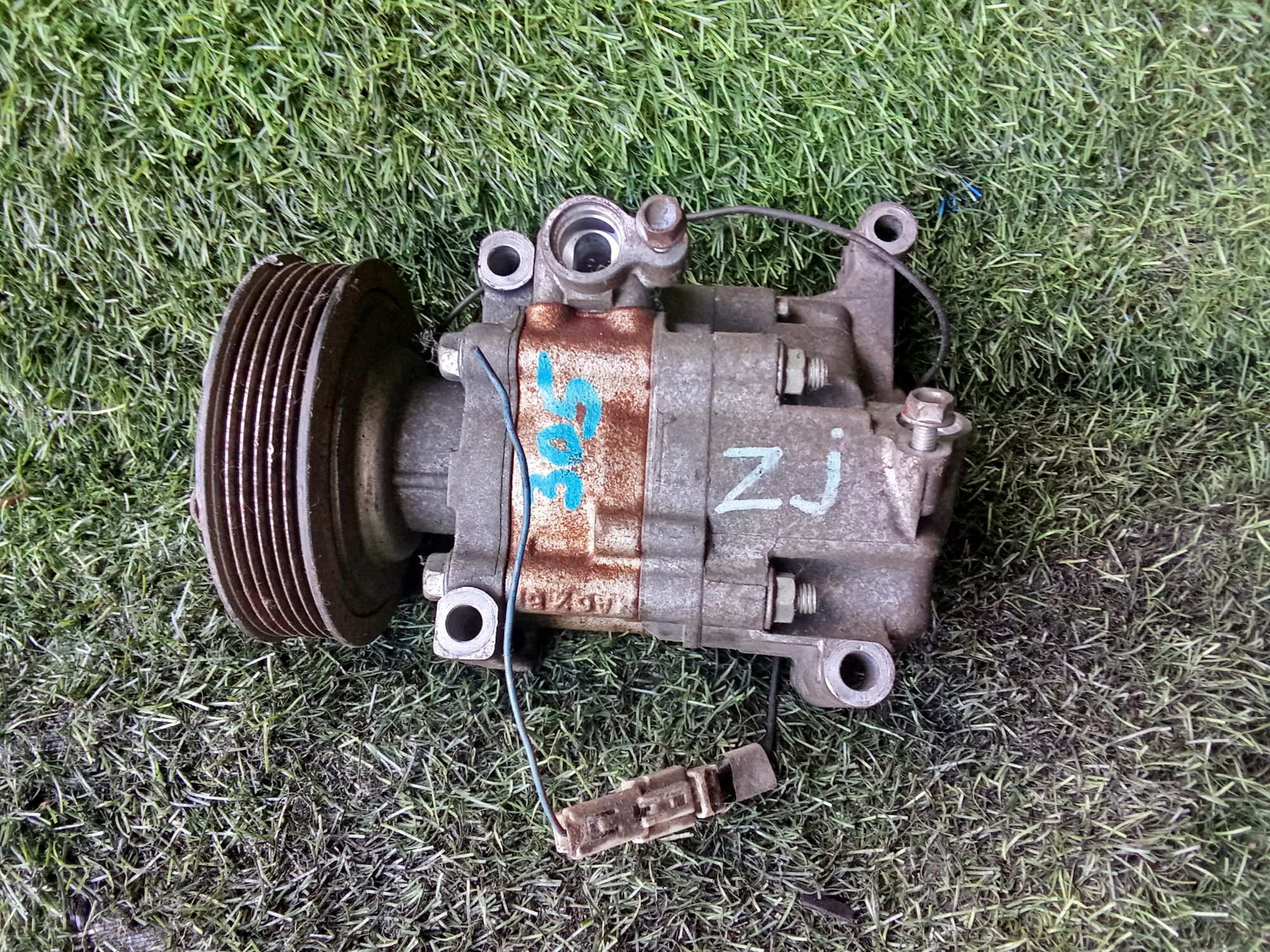 305 Компрессор кондиционера MAZDA ZJ, 9500 рублей, Невинномысск