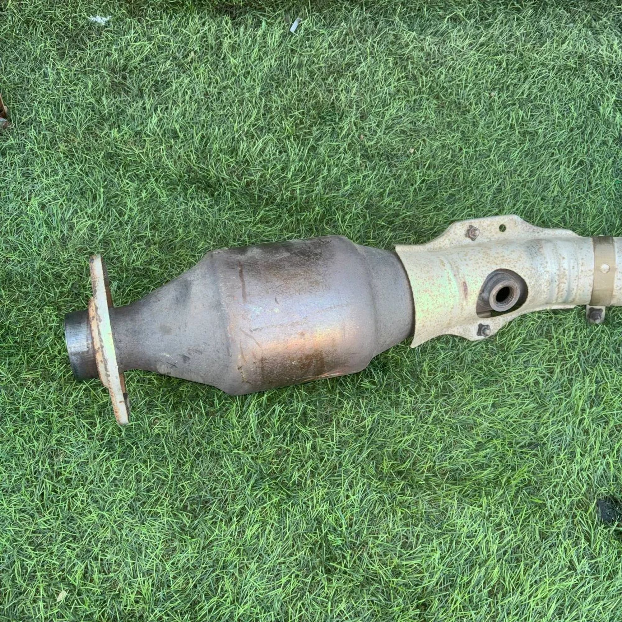https://ycs.partsauto.market/partsauto-images/thmbs/userImages/772e461030aea93f4dbb6447c0f924d3/part/1dba56c7-e739-49ac-b838-6080c1dd4e60_1774252148983.jpg