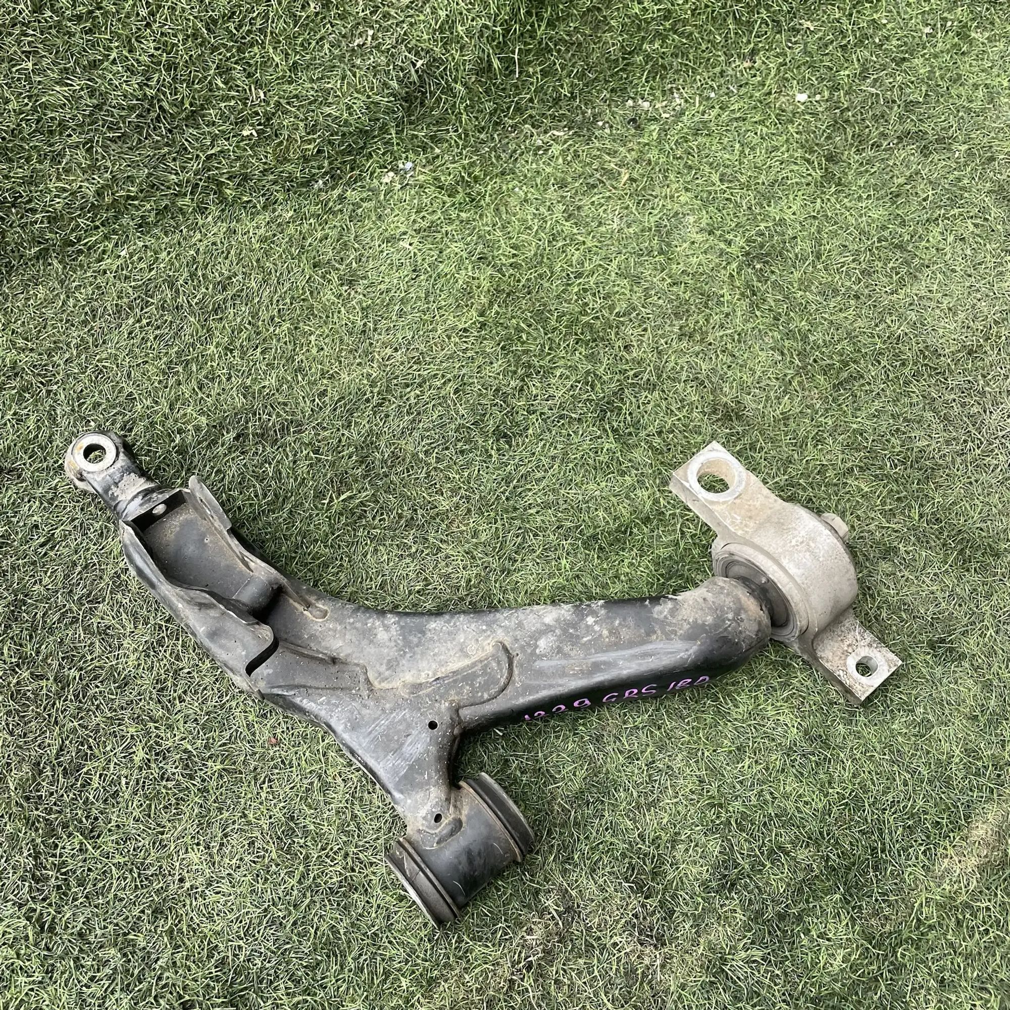 https://ycs.partsauto.market/partsauto-images/thmbs/userImages/772e461030aea93f4dbb6447c0f924d3/part/1ddc4ad1-7e22-4fde-abdd-24205a0c5b19_1779197804973.jpg