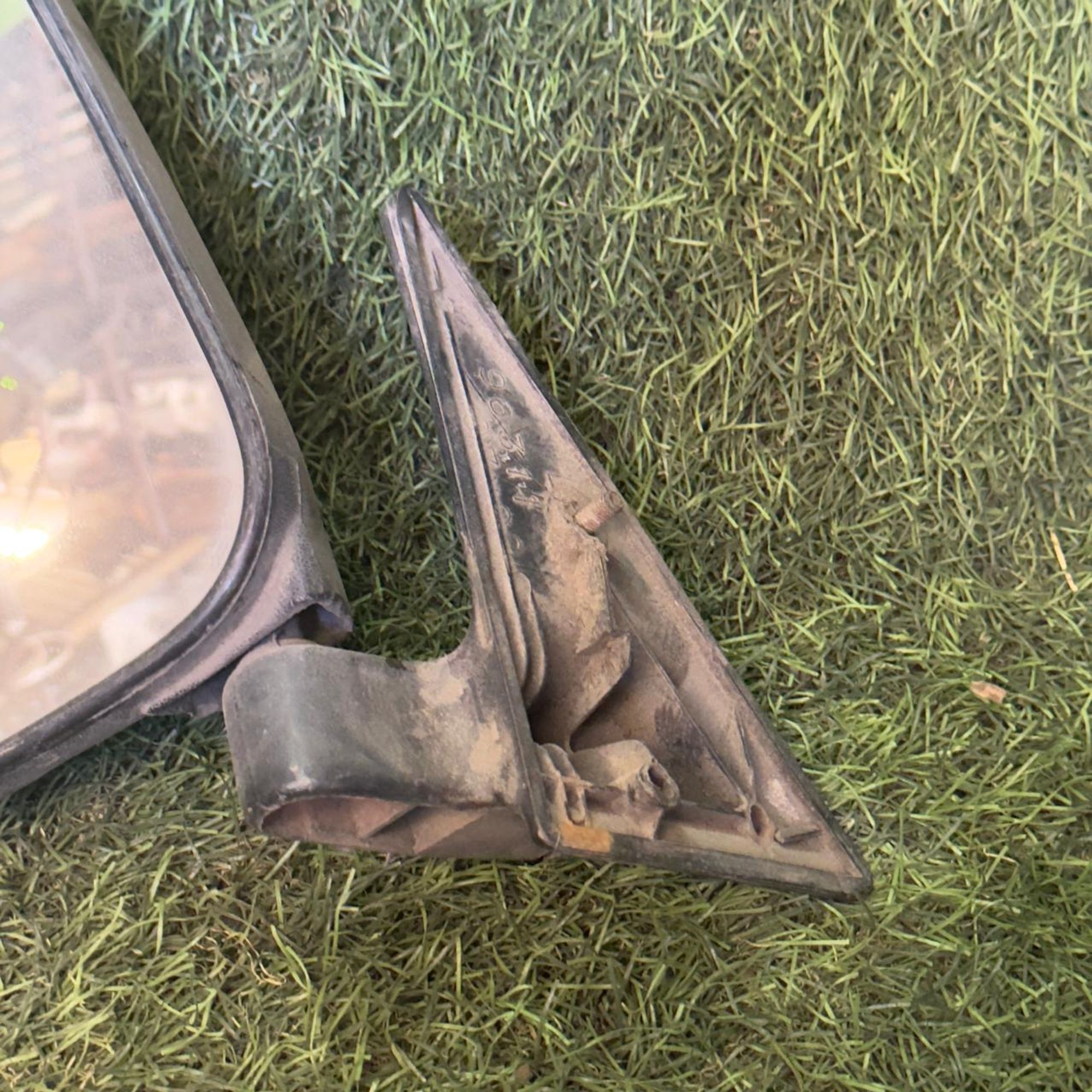 987 Зеркало боковое левое NISSAN URVAN E24, 2500 рублей, Невинномысск