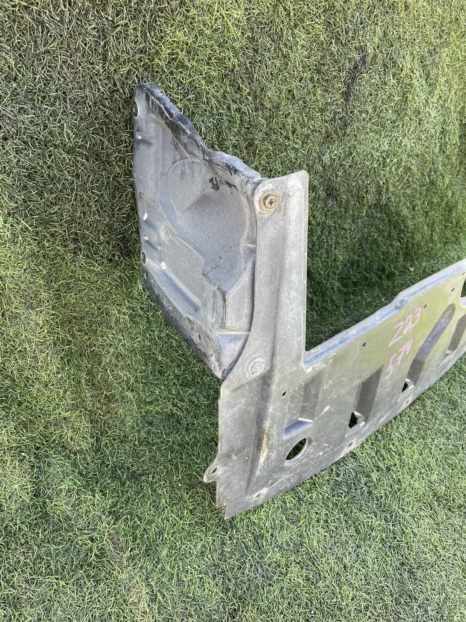 https://ycs.partsauto.market/partsauto-images/thmbs/userImages/772e461030aea93f4dbb6447c0f924d3/part/1eb6df9e-8ead-4e01-aaed-b357c6de833d_1775223773034.jpg