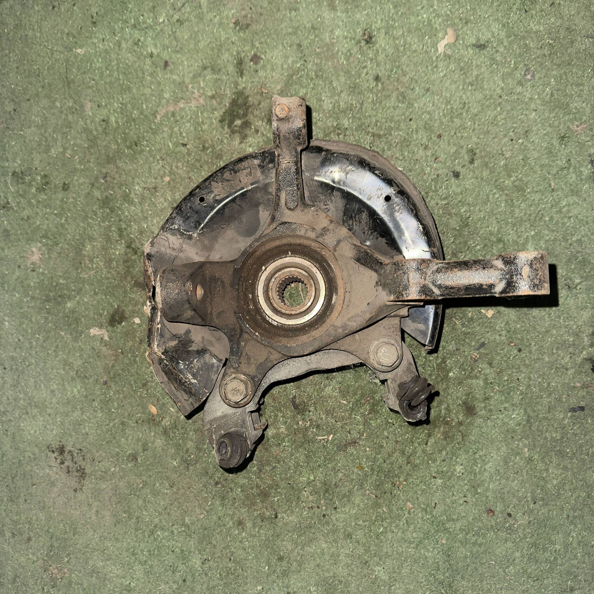 839 Ступица передняя левая TOYOTA VITZ SCP10, 5000 рублей, Невинномысск