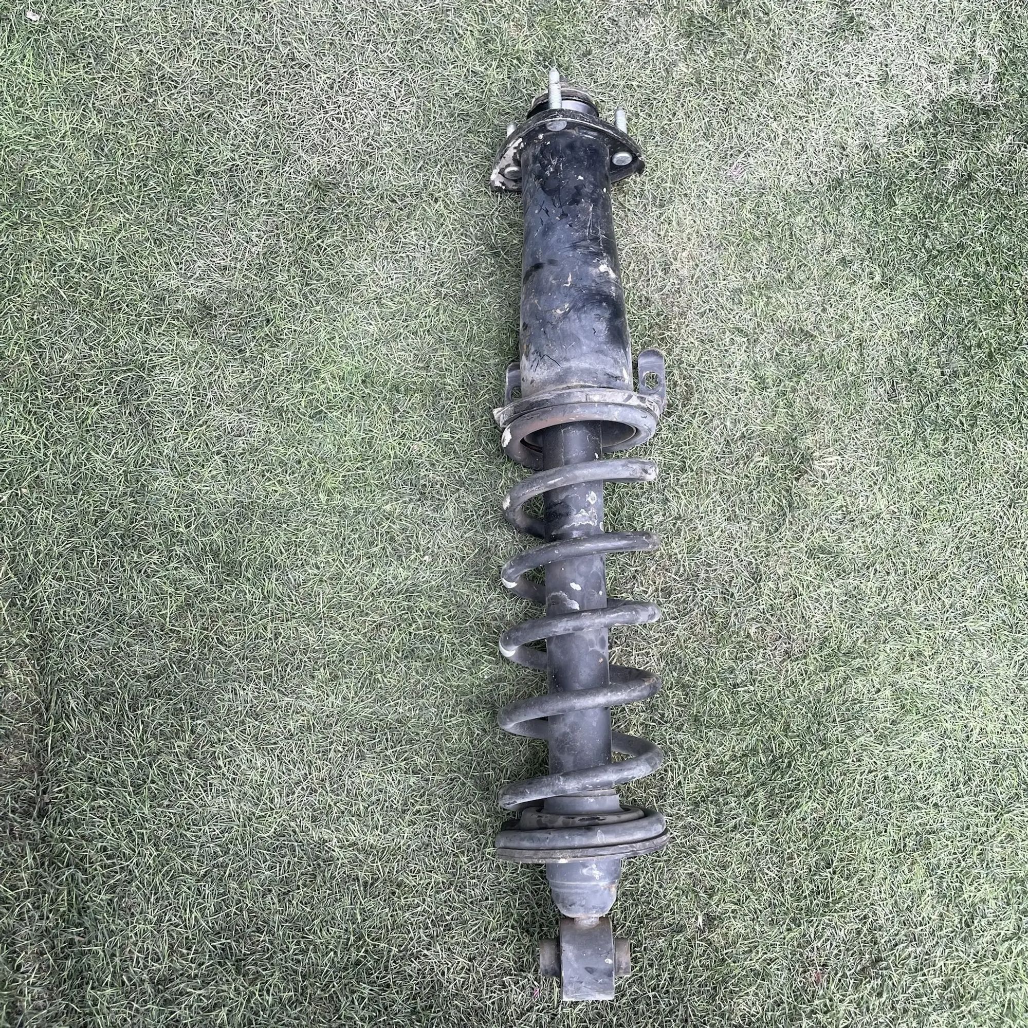 https://ycs.partsauto.market/partsauto-images/thmbs/userImages/772e461030aea93f4dbb6447c0f924d3/part/1f05a2f5-66b3-4b4f-9dde-4d221a5bb086_1779171296862.jpg