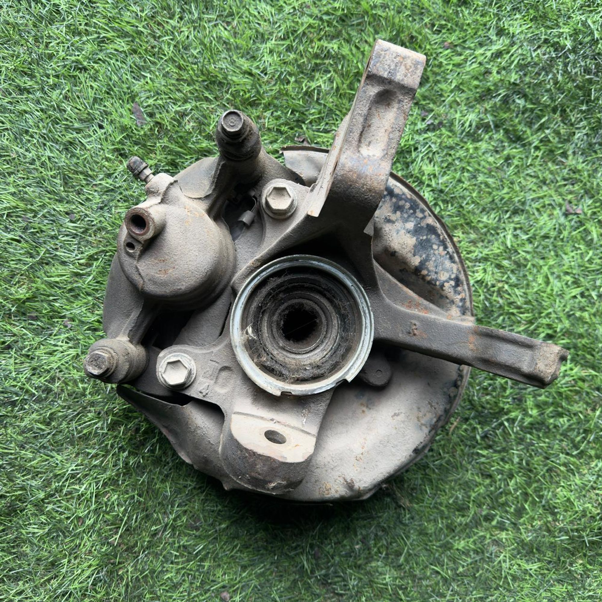 339 Ступица передняя правая TOYOTA COROLLA AE100, 6500 рублей, Невинномысск