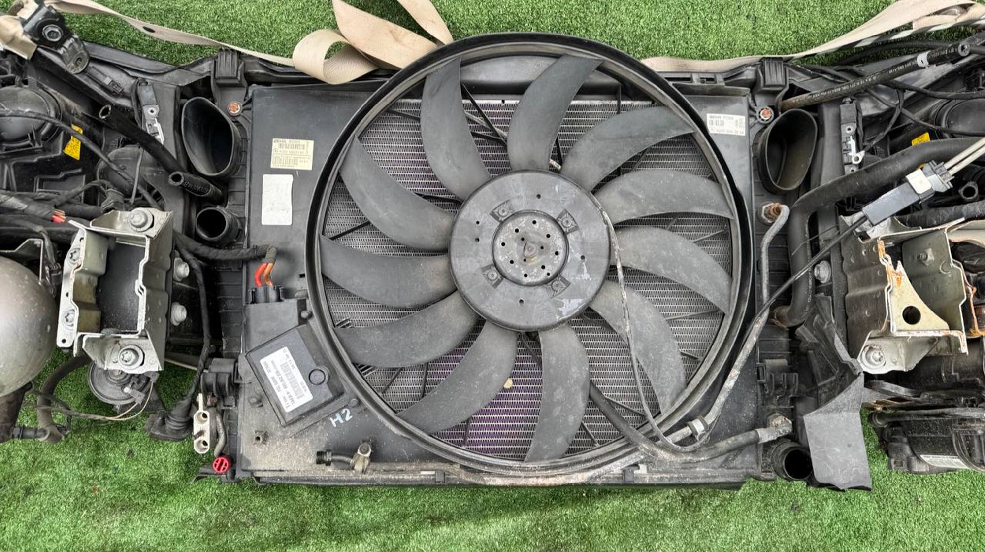 https://ycs.partsauto.market/partsauto-images/thmbs/userImages/772e461030aea93f4dbb6447c0f924d3/part/1fb72d60-3fea-40b4-a5f1-a3f8a5f64179_1733149782772.jpg