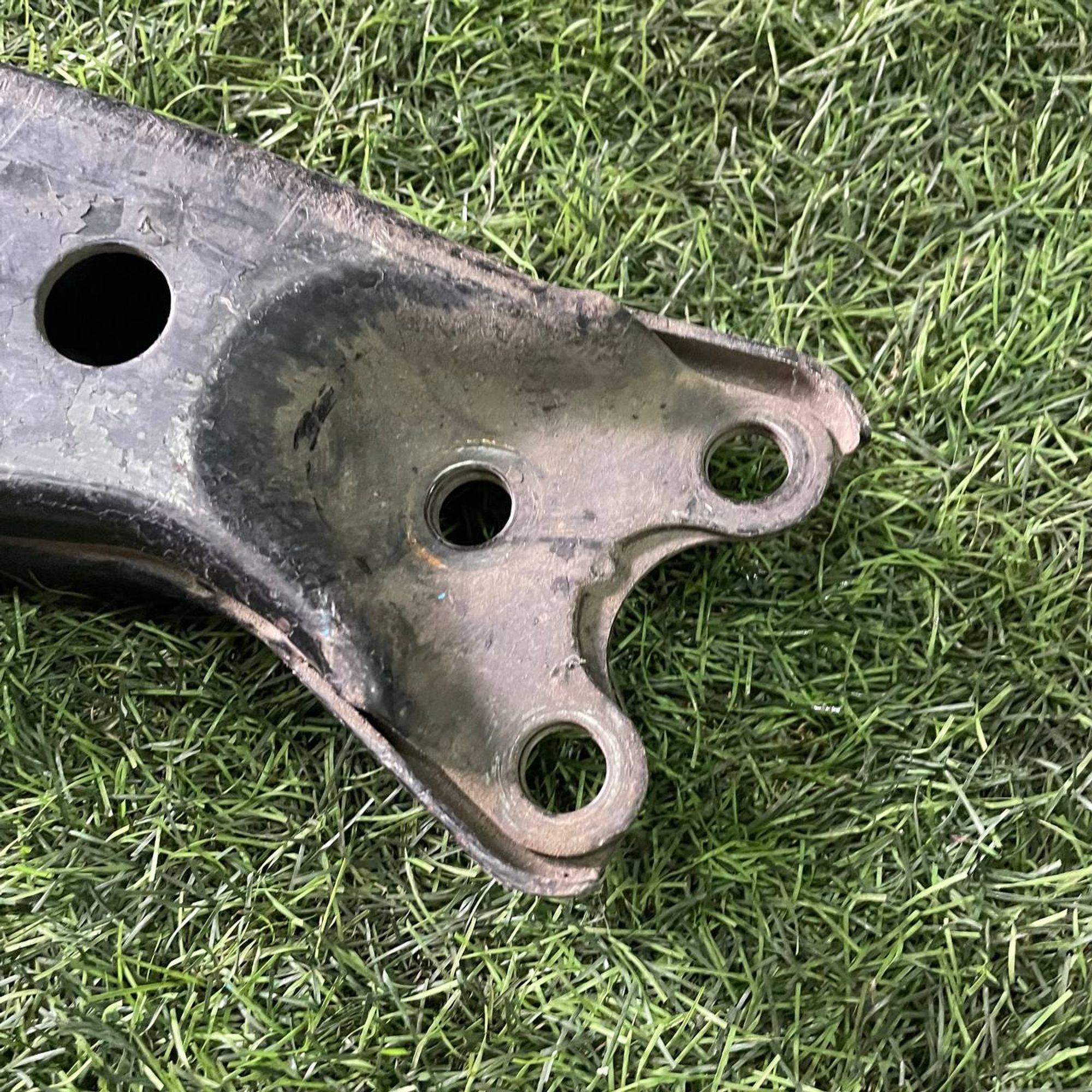 177 Рычаг передний левый нижний TOYOTA SPRINTER AE111, 3500 рублей, Невинномысск