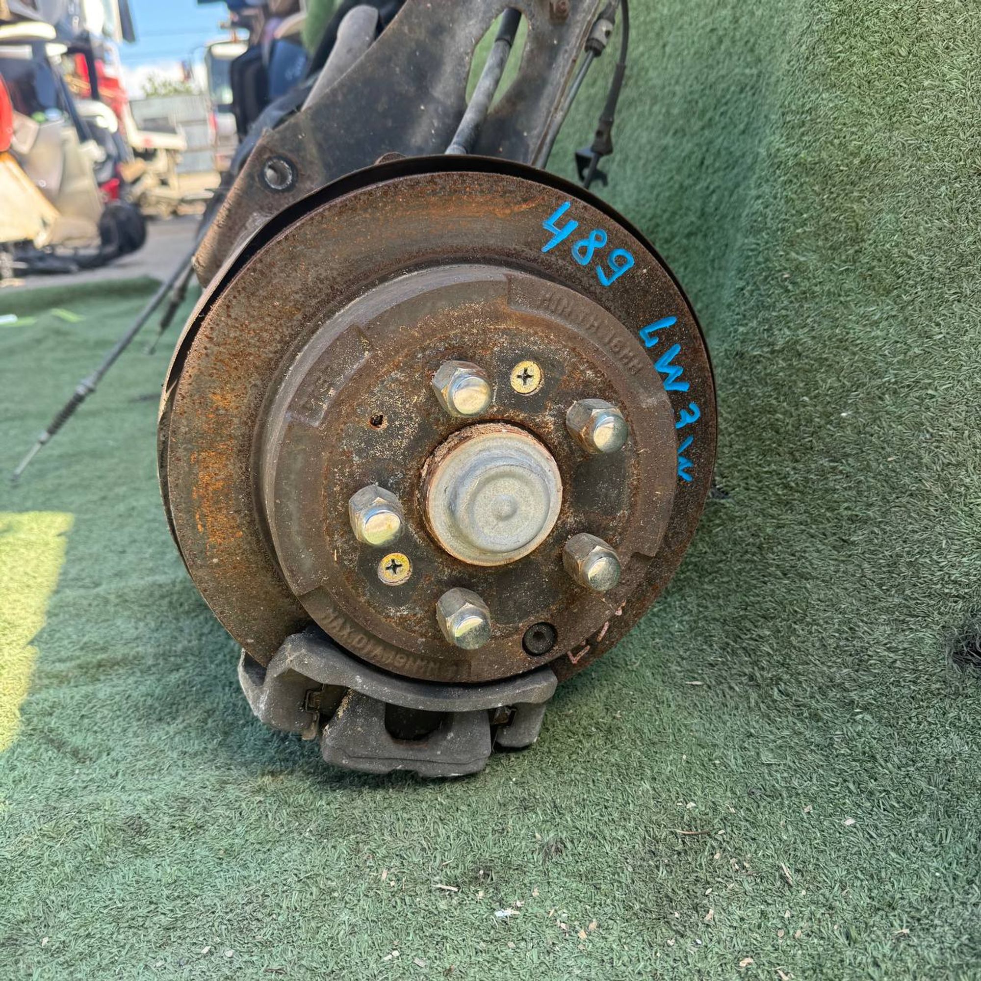 https://ycs.partsauto.market/partsauto-images/thmbs/userImages/772e461030aea93f4dbb6447c0f924d3/part/20001692-7341-4f8e-867b-eadfcdc7108b_1747836889641.jpg