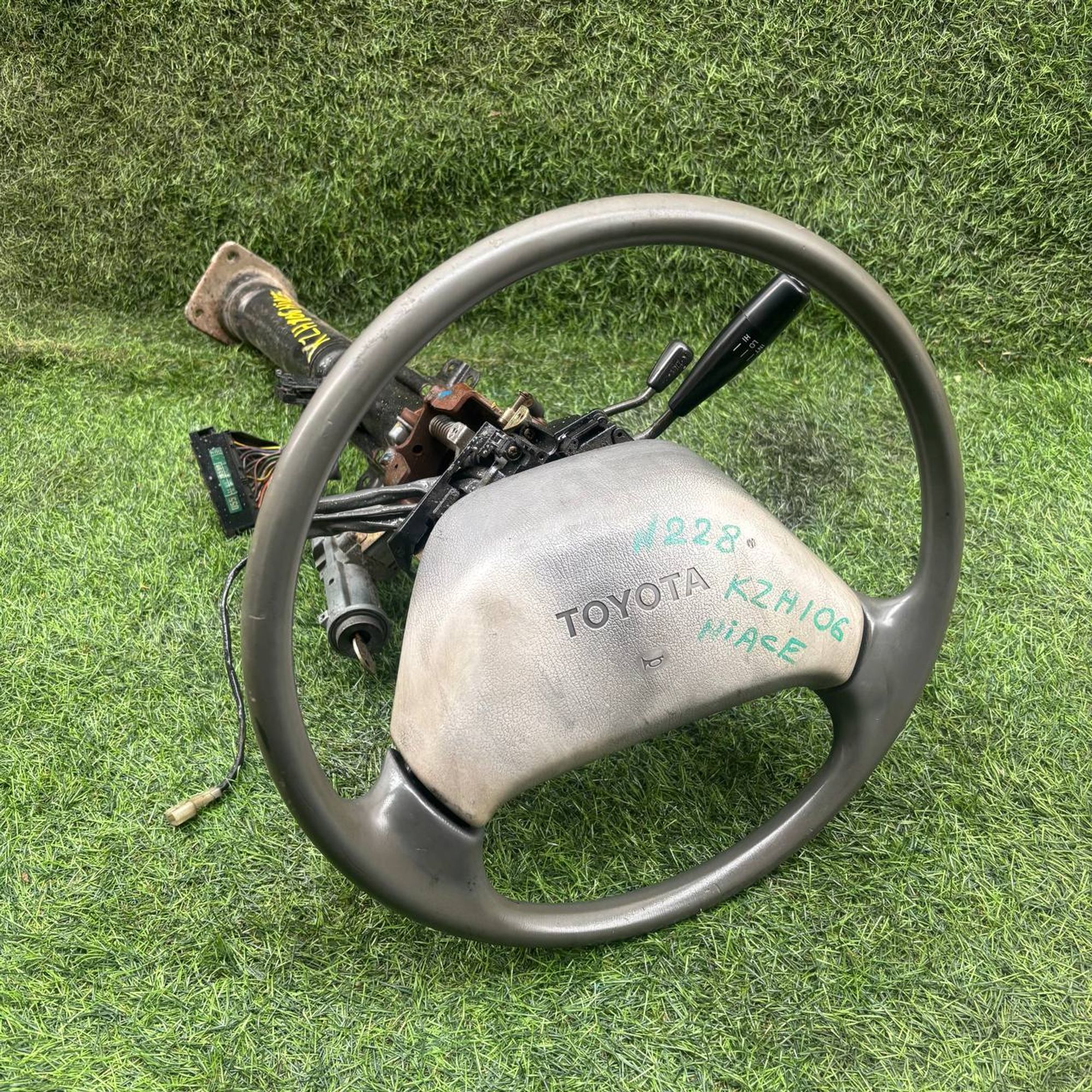 228 Рулевая колонка Toyota HiAce KZH106, 12500 рублей, Невинномысск