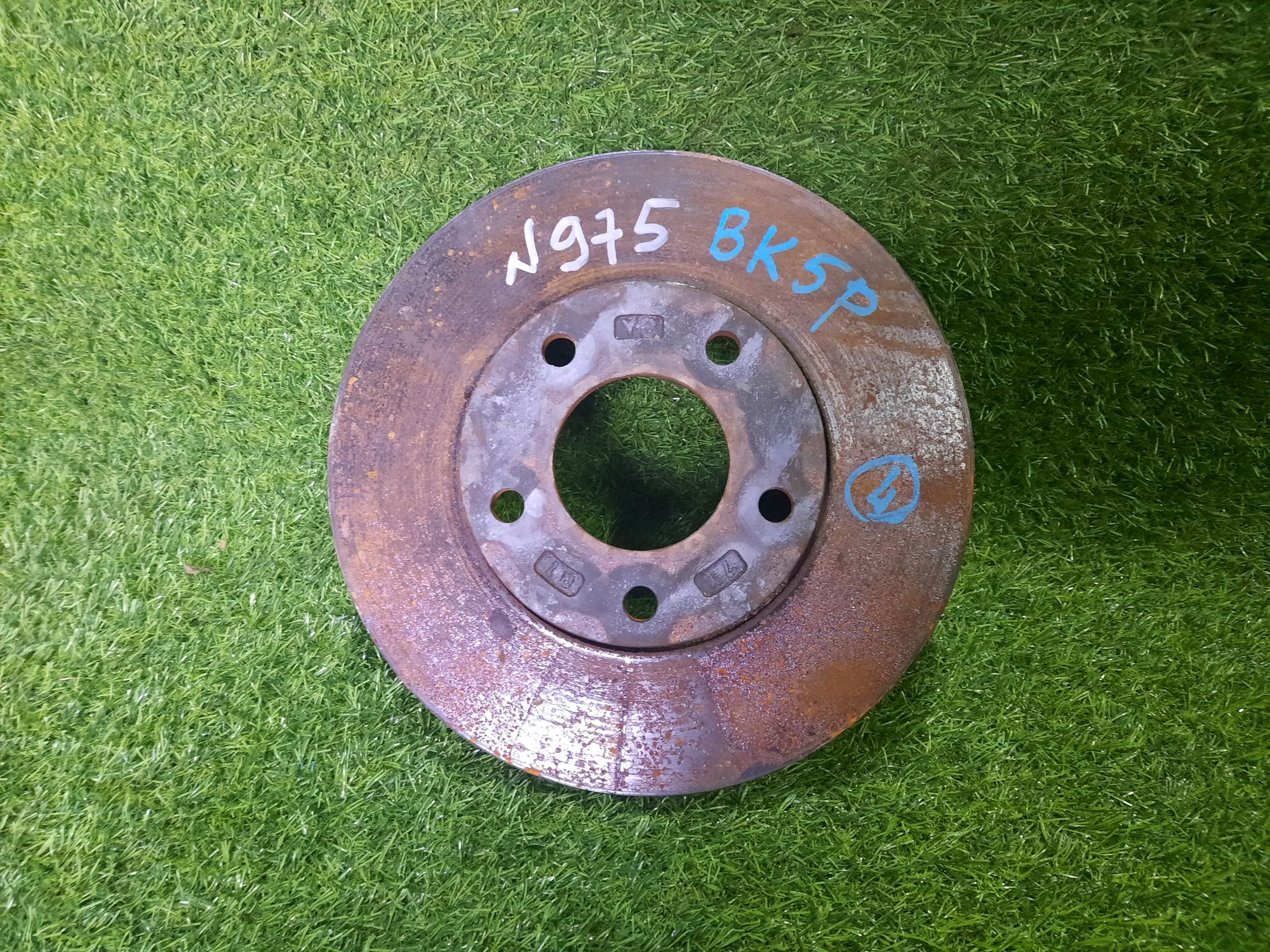 975 Диск тормозной передний Mazda Axela BK5P, 2000 рублей, Невинномысск