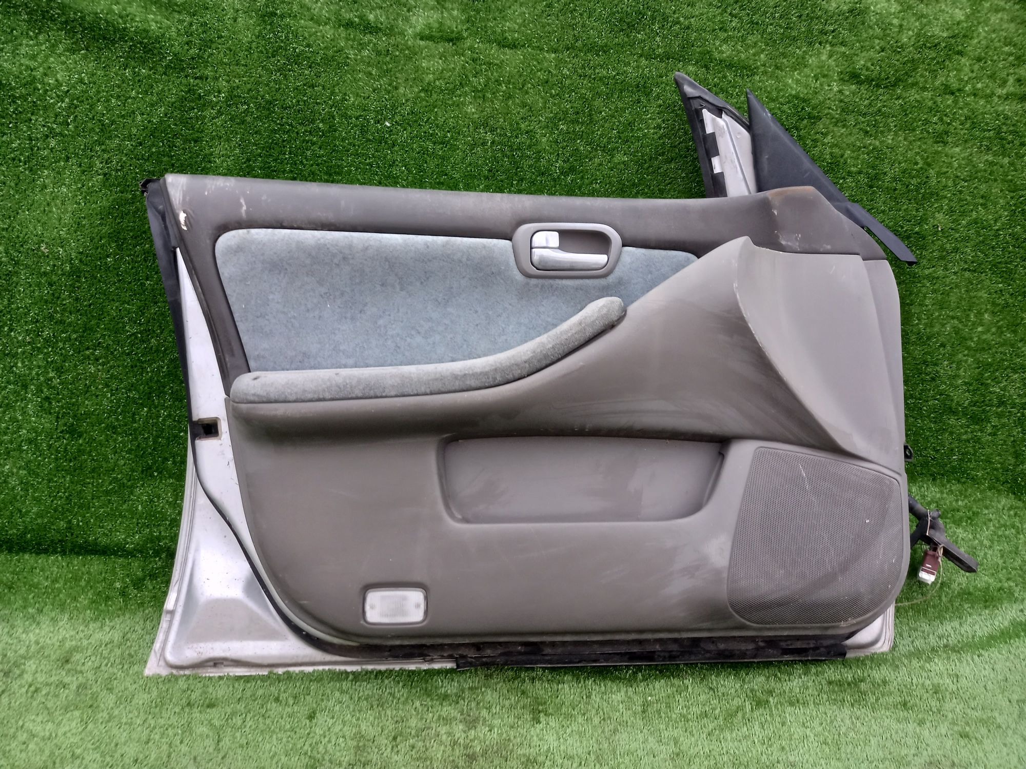 384 дверь на NISSAN LAUREL HC35, 16500 рублей, Невинномысск