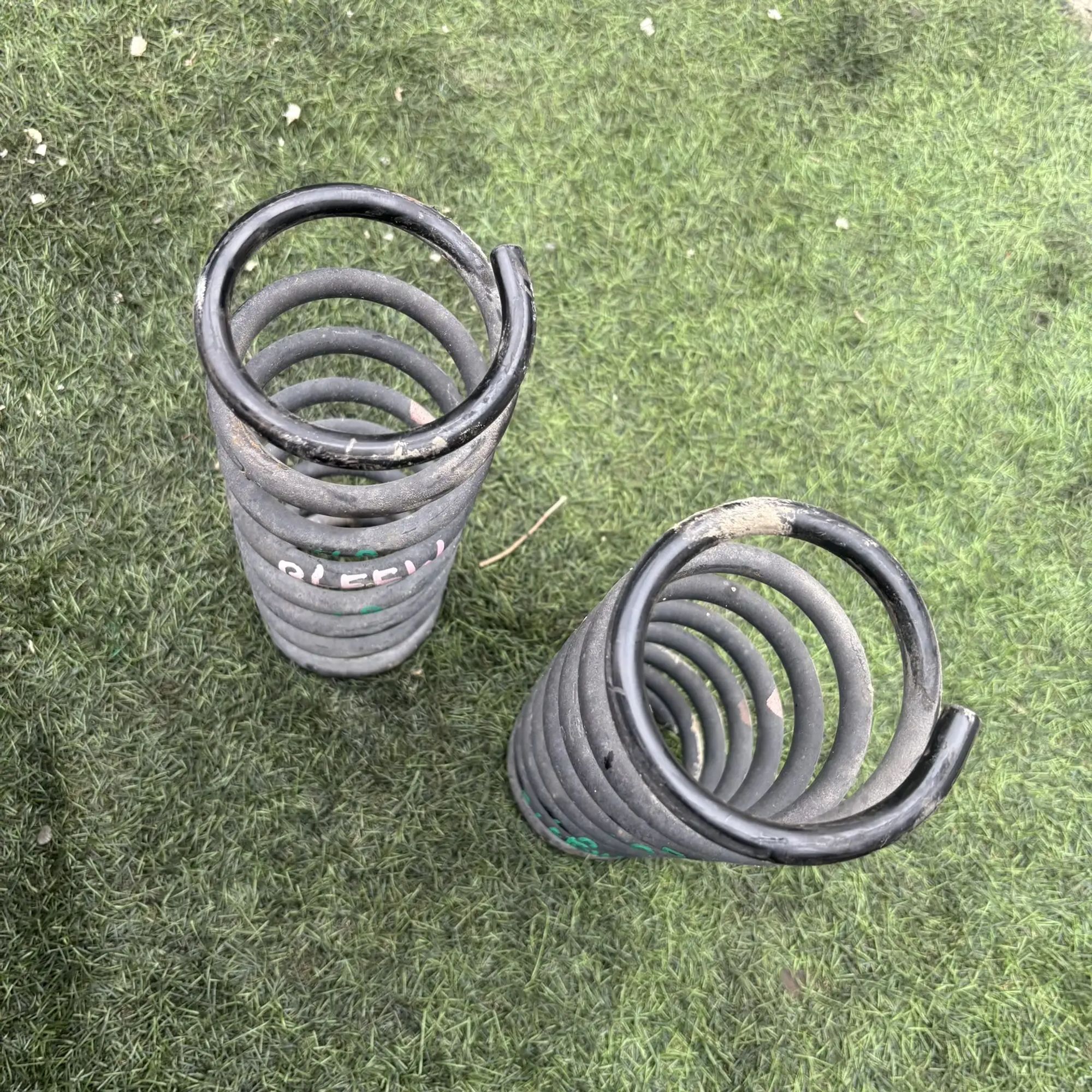 https://ycs.partsauto.market/partsauto-images/thmbs/userImages/772e461030aea93f4dbb6447c0f924d3/part/209f351f-3070-4263-8866-032b3436e7e1_1777031033844.jpg
