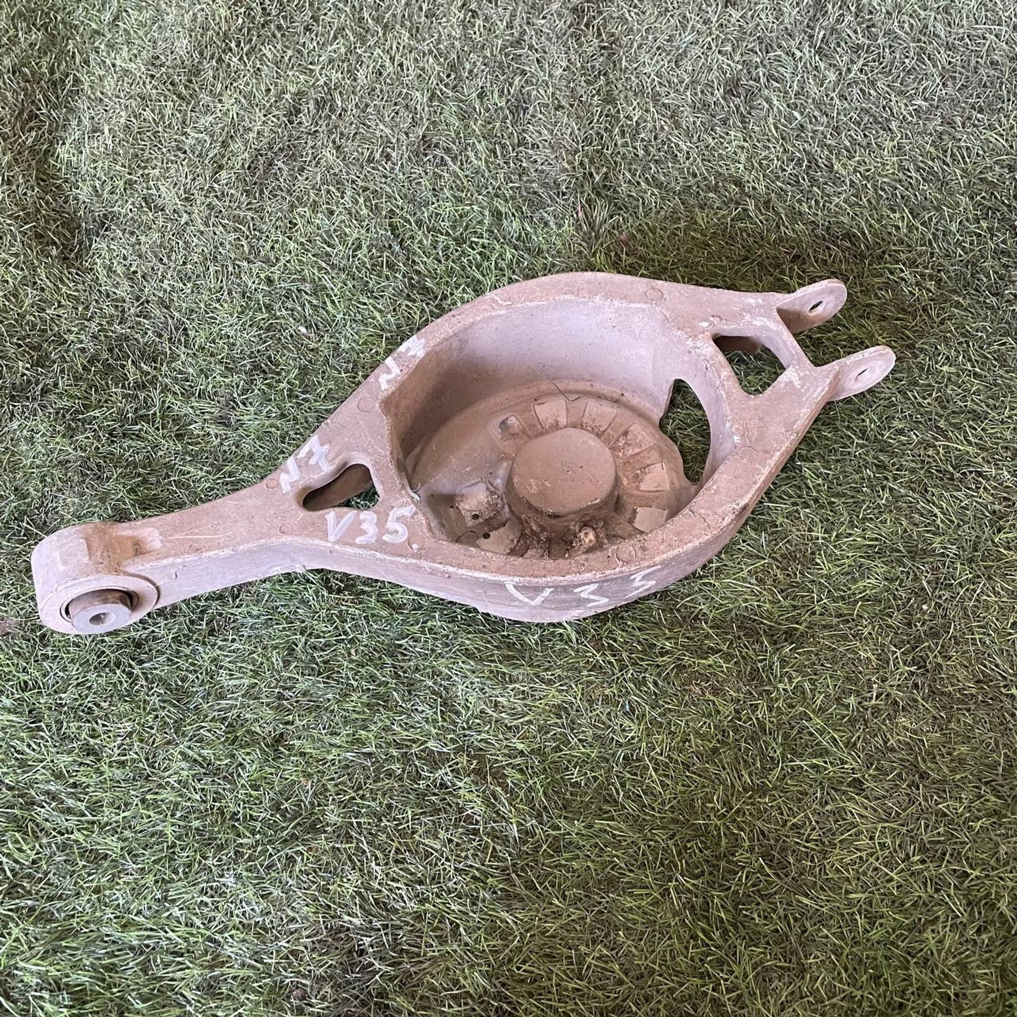 7 Балка заднего моста NISSAN SKYLINE V35 VQ25DD, 3500 рублей, Невинномысск