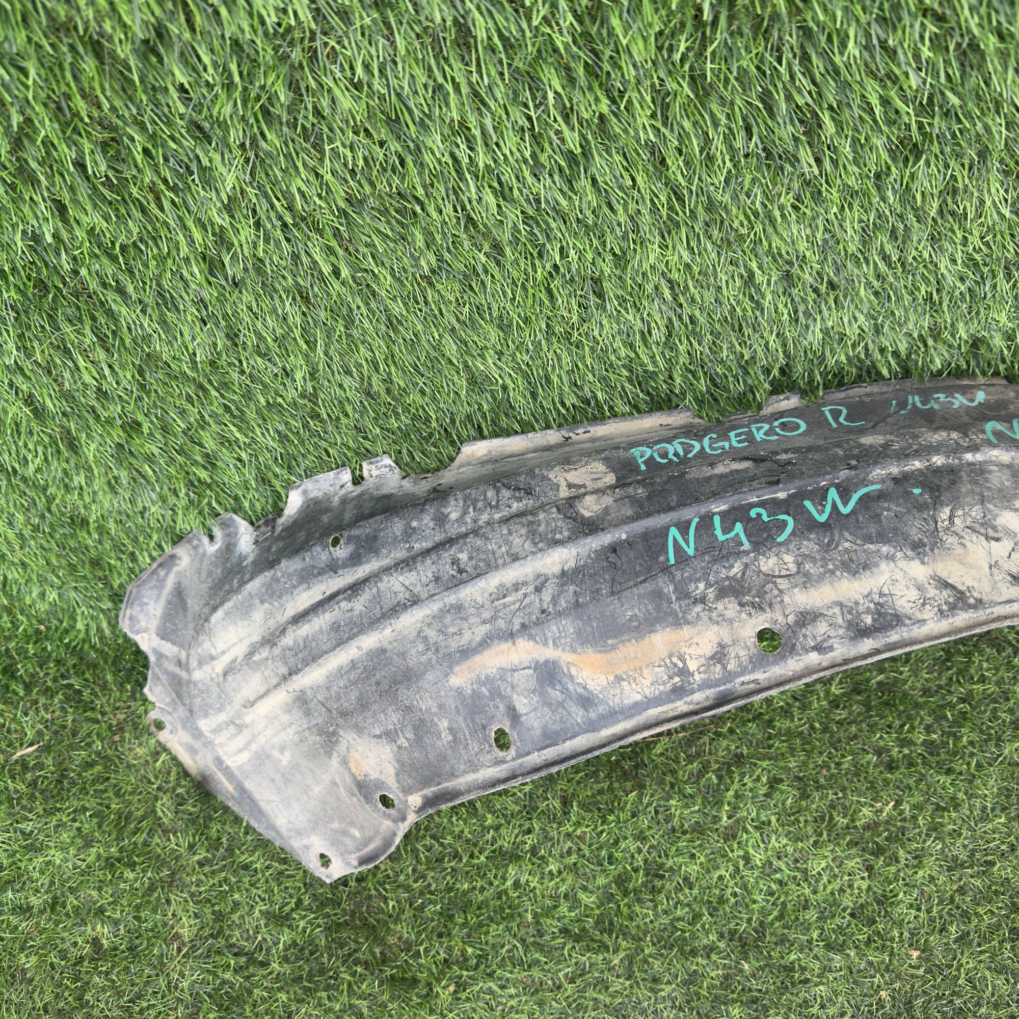 476 Подкрылок передний правый MITSUBISHI PAJERO V46W, 2500 рублей, Невинномысск