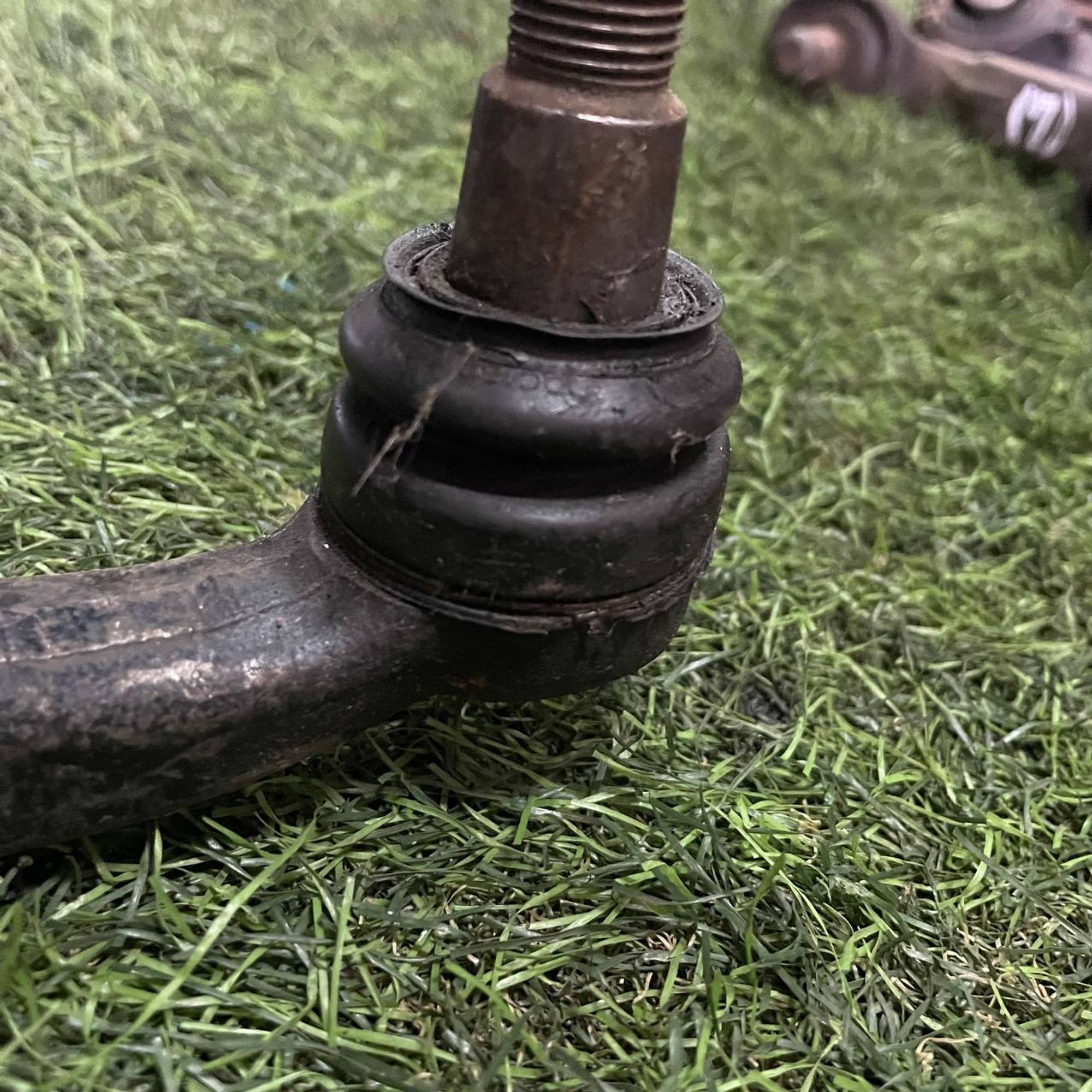 31 Рычаг передний левый нижний Mazda Atenza GG, 3000 рублей, Невинномысск