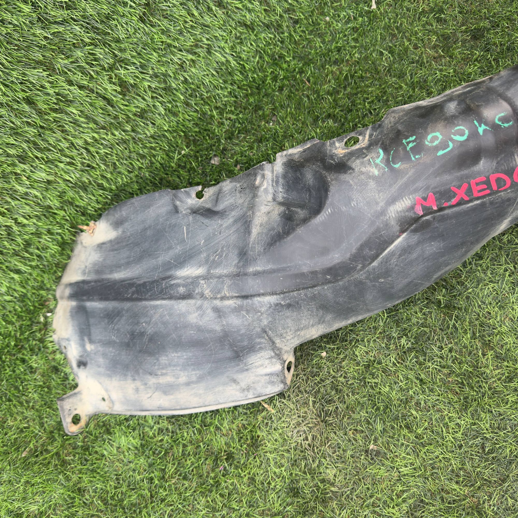 938 Подкрылок передний правый MAZDA XEDOS 6, 999 рублей, Невинномысск