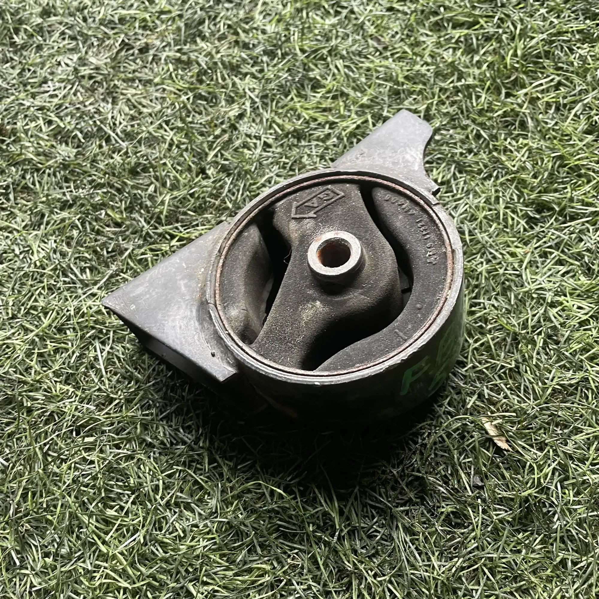 https://ycs.partsauto.market/partsauto-images/thmbs/userImages/772e461030aea93f4dbb6447c0f924d3/part/21d56e57-e34c-4846-a5e3-0c8d4ad028fe_1776938987478.jpg