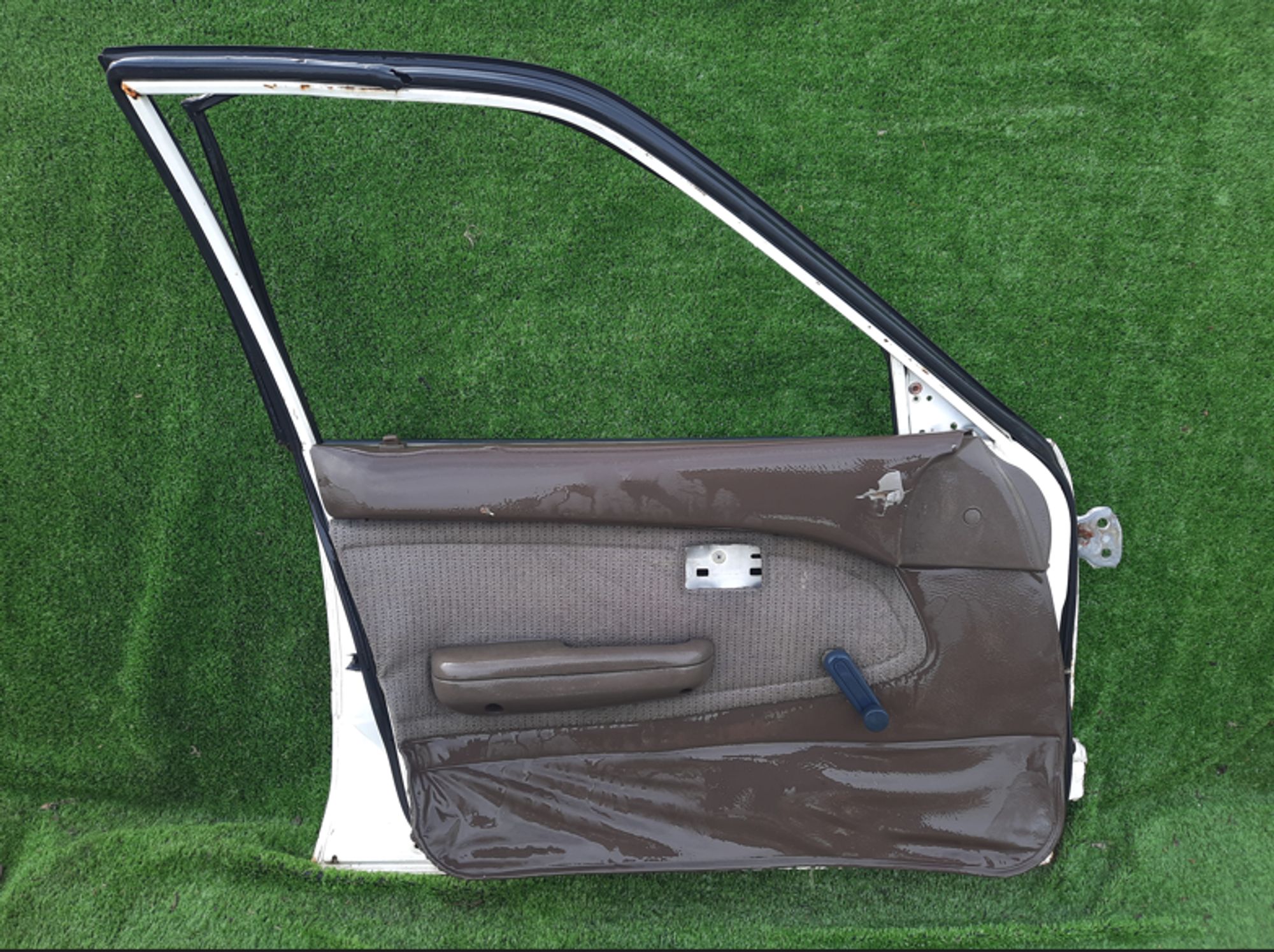 886 дверь на TOYOTA CARINA AT175, 5000 рублей, Невинномысск