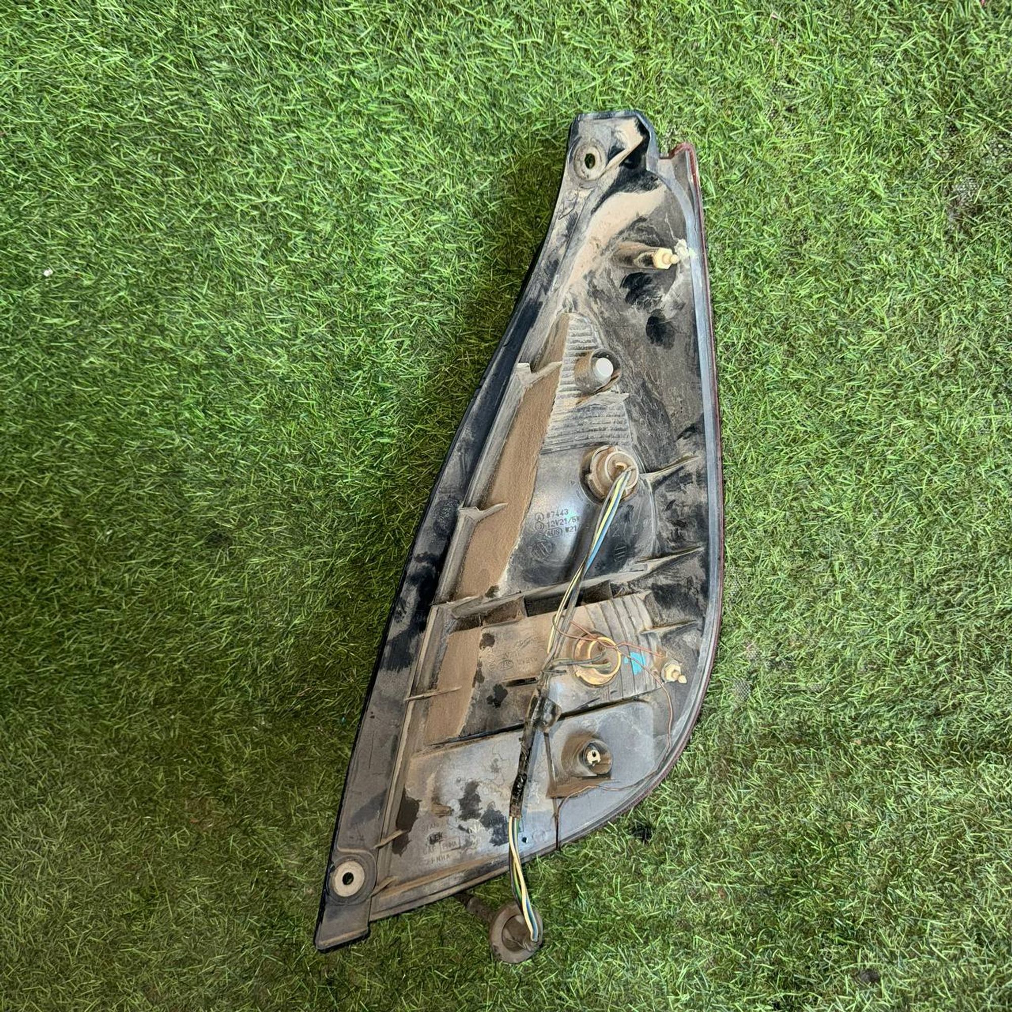 1037 Фонарь задний левый SUZUKI AERIO RB21S, 4500 рублей, Невинномысск