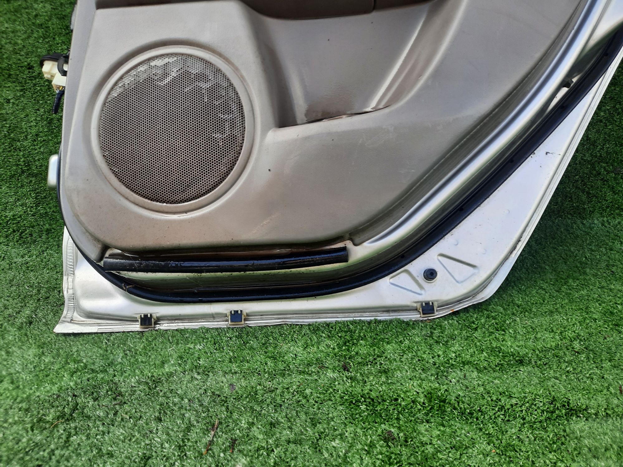 1288 дверь на MAZDA AXELA BK5P, 12000 рублей, Невинномысск