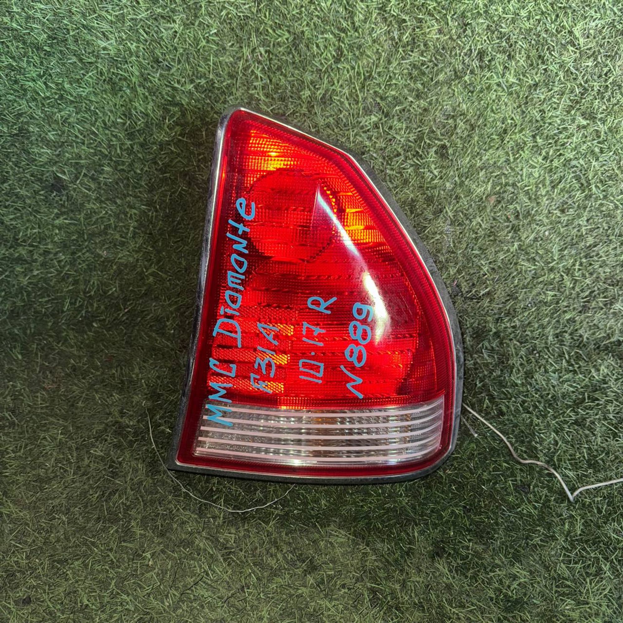 889 Фонарь задний правый MITSUBISHI DIAMANTE F31A, 4500 рублей, Невинномысск