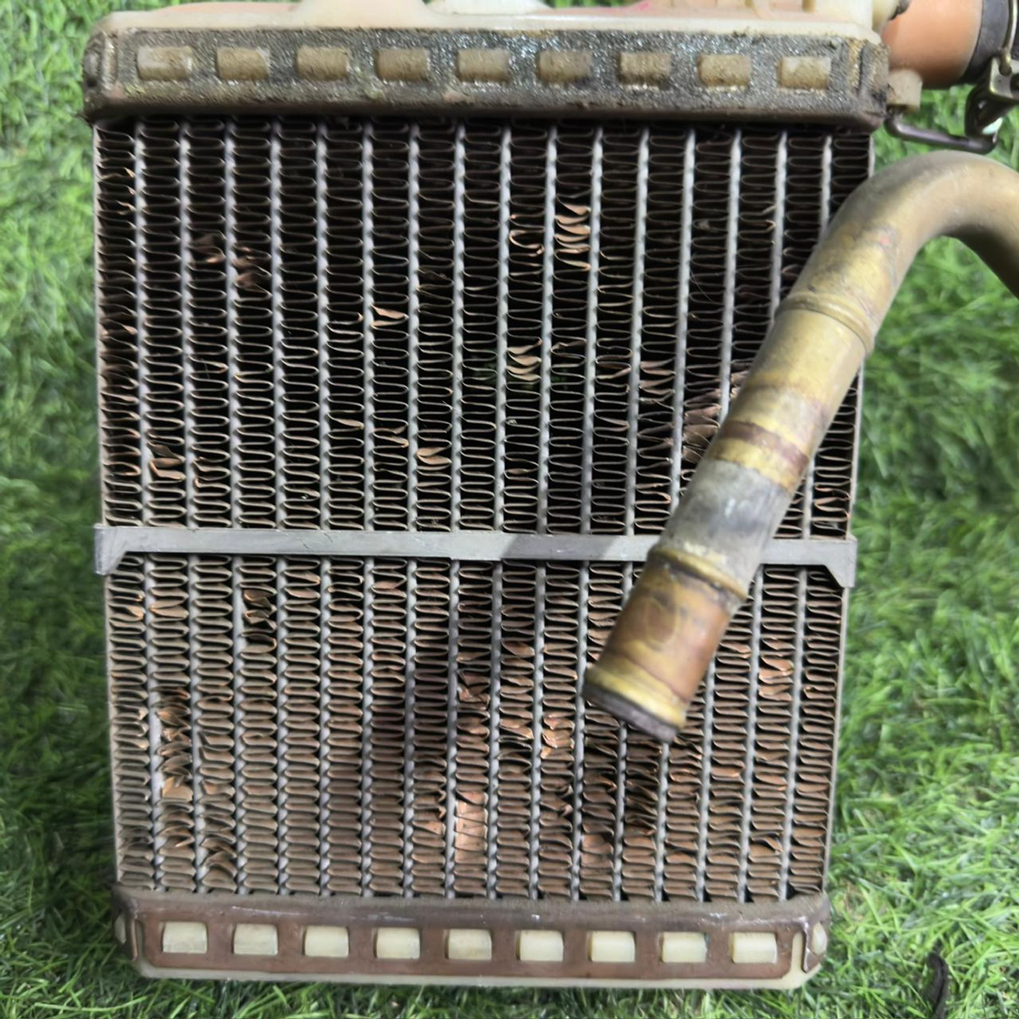 147 Радиатор отопителя NISSAN URVAN E24, 1 рублей, Невинномысск