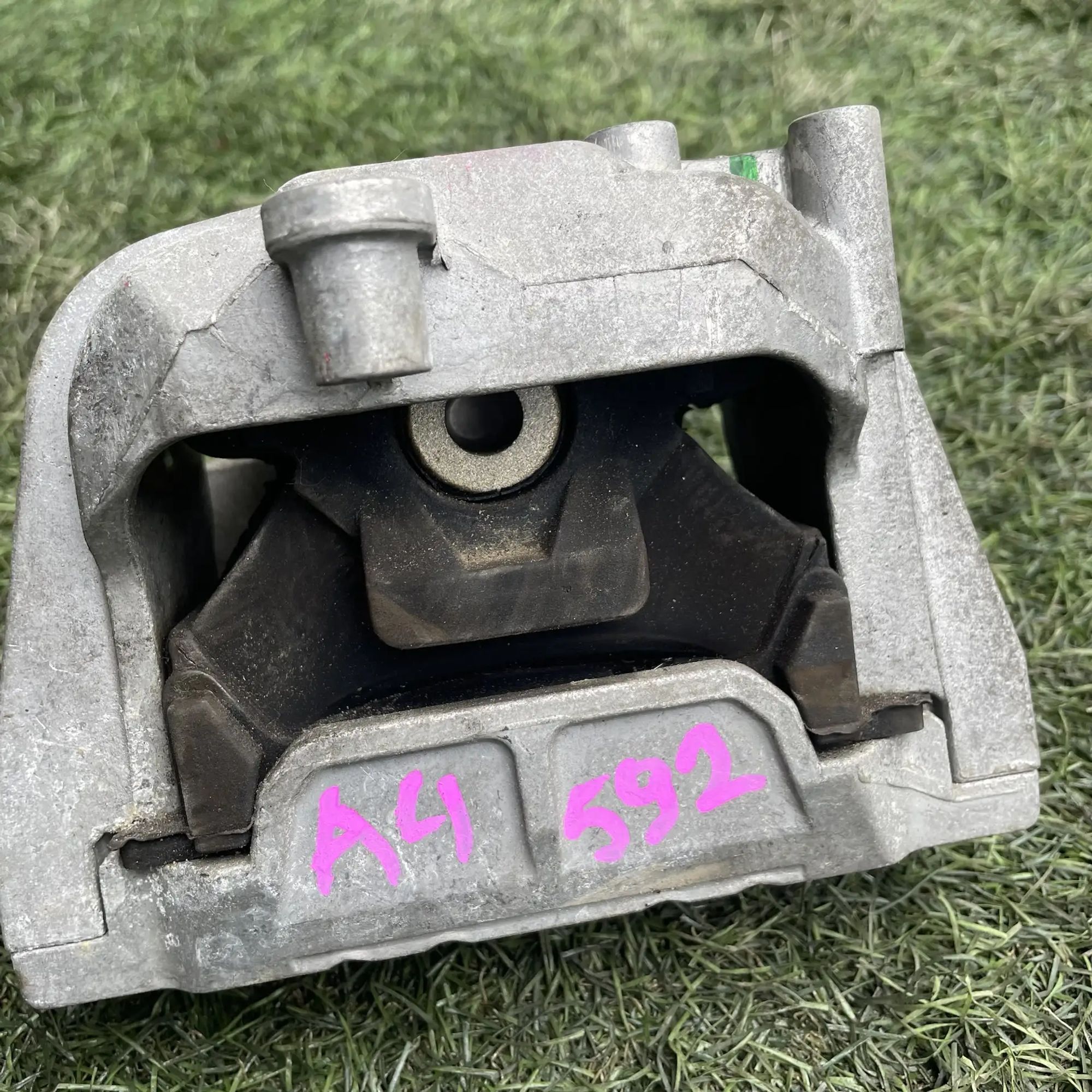 https://ycs.partsauto.market/partsauto-images/thmbs/userImages/772e461030aea93f4dbb6447c0f924d3/part/22e1700d-742e-4b86-b183-1b282484765d_1779191129015.jpg