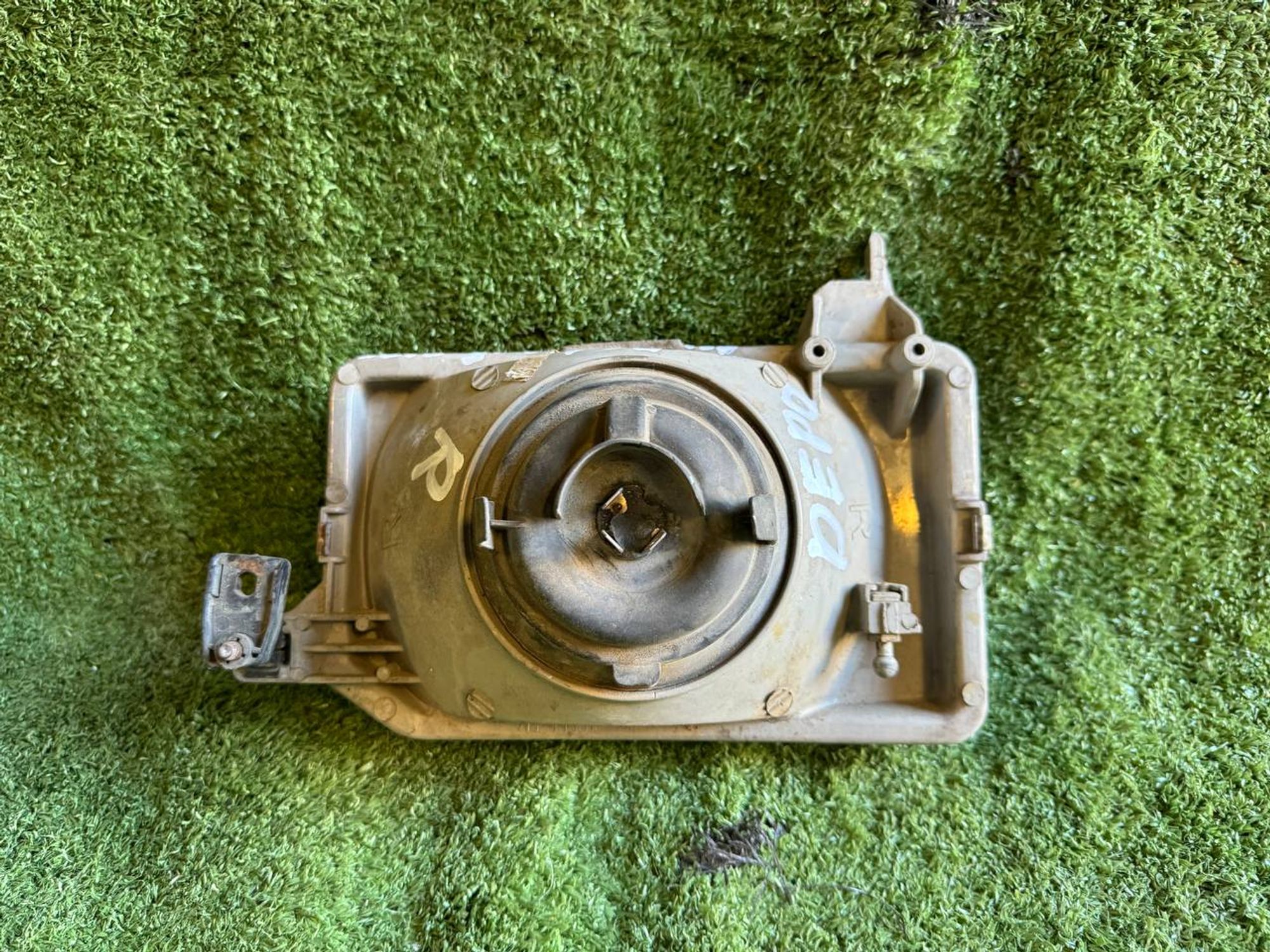 331 фара на NISSAN TERRANO D21, 4000 рублей, Невинномысск